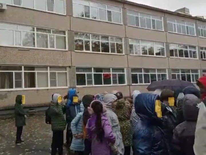 Школу эвакуировали в Хабаровске