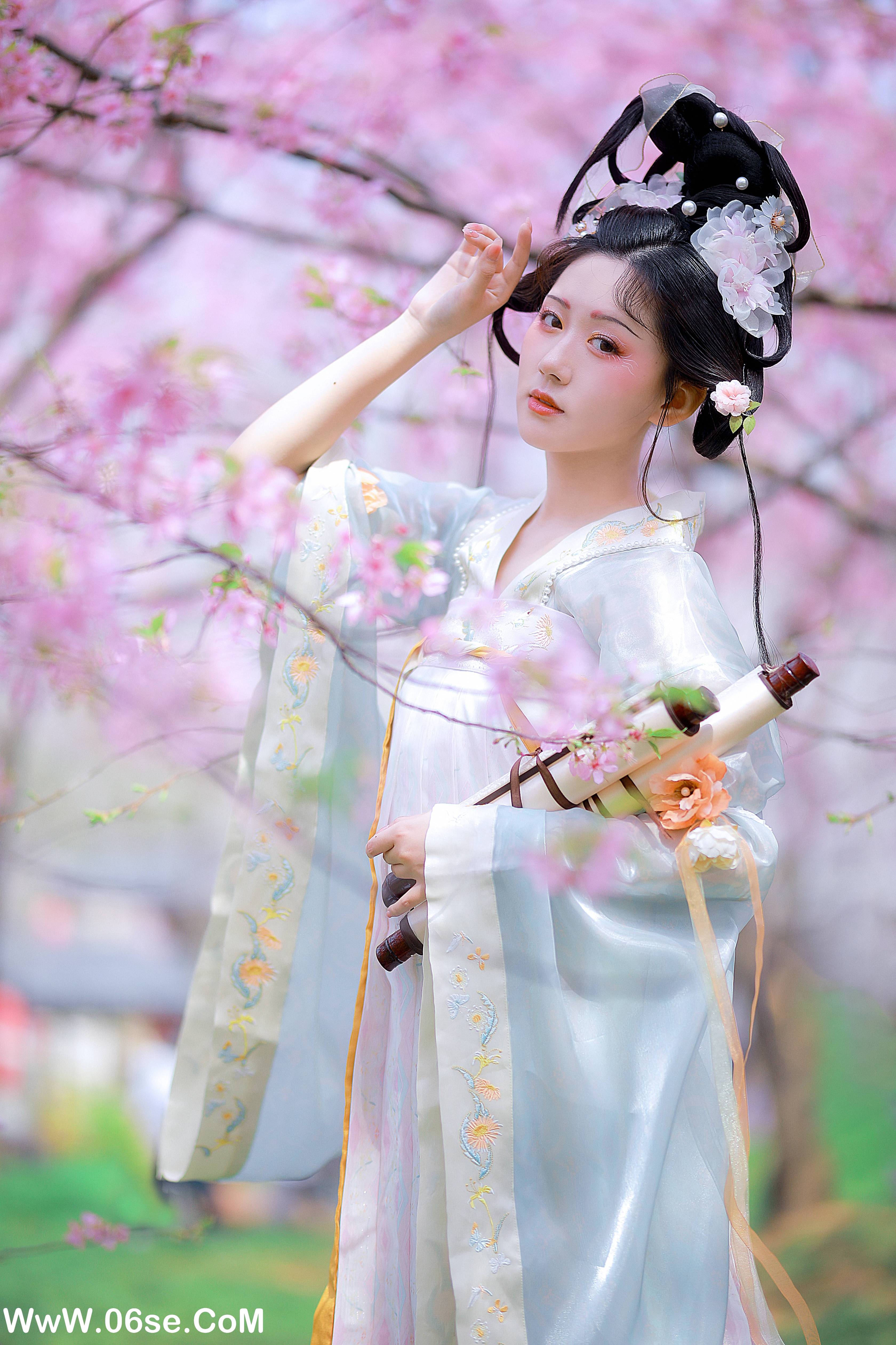 图片[4]-[YITUYU艺图语]2022.12.22 樱花仙子 _三余_[20+1P／130MB]-六色网