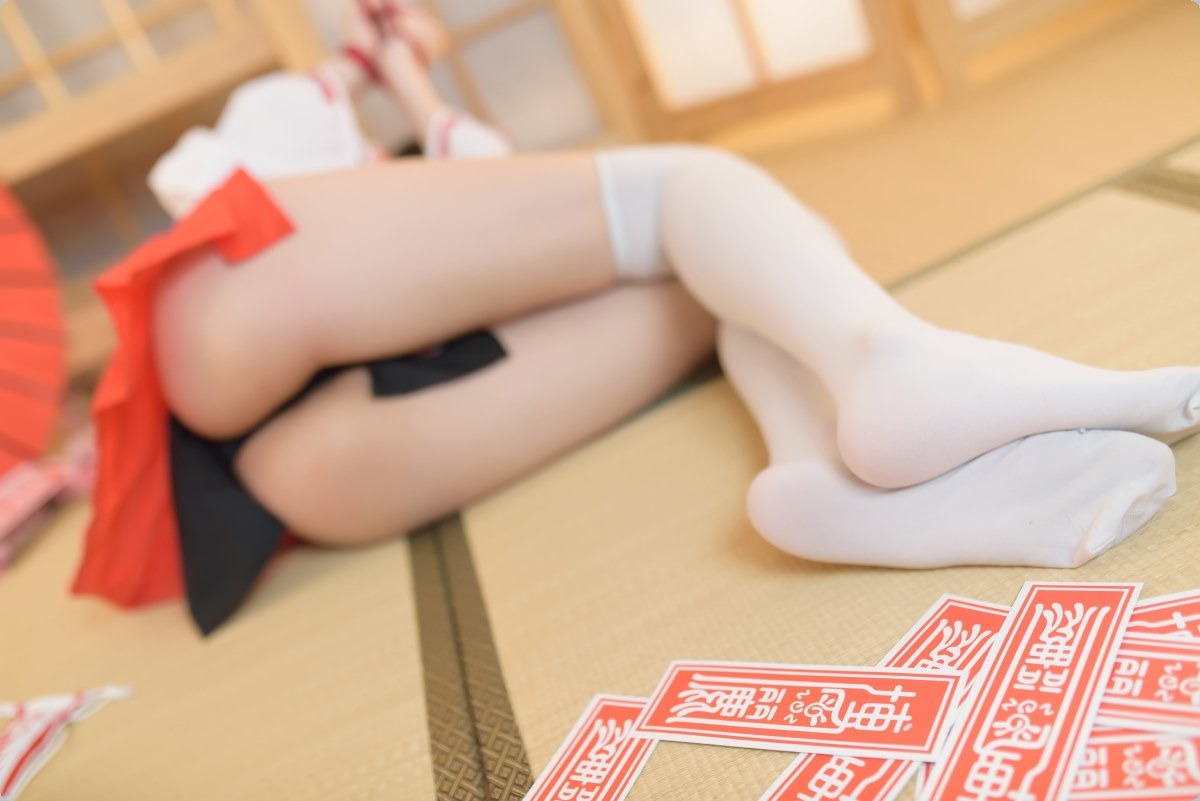 [Cos]魔物喵 - 巫女[53P] 27