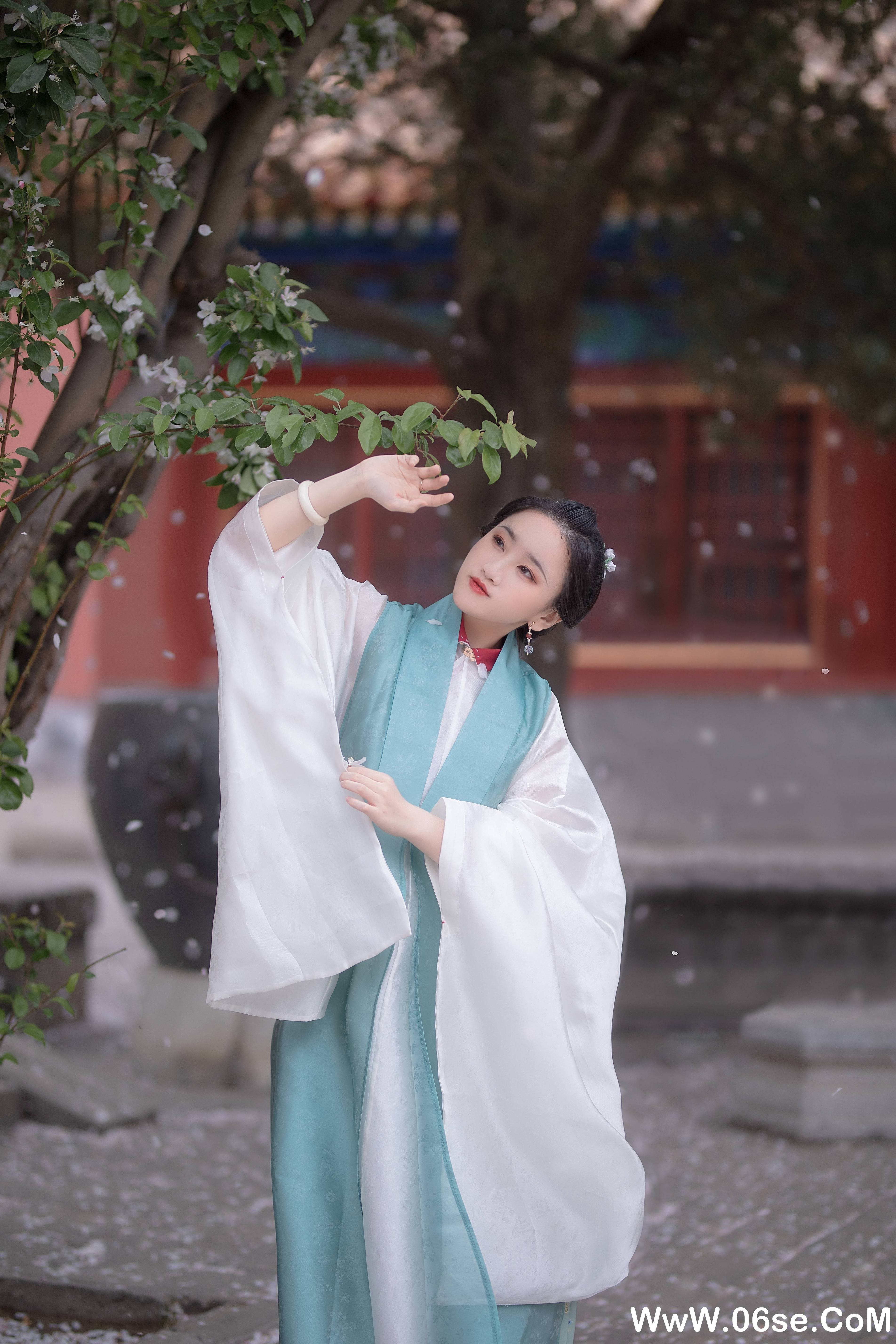 图片[13]-[YITUYU艺图语]2021.08.30 花想容 晴空[23+1P／453MB]-六色网