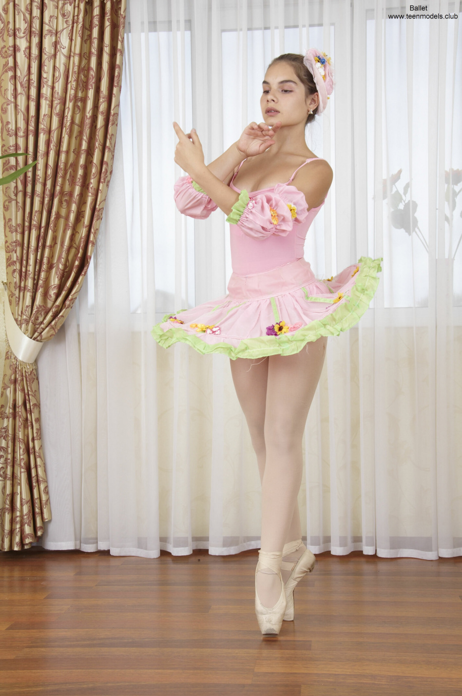 [Image: 1fee55700c913fab17e20.jpg]
