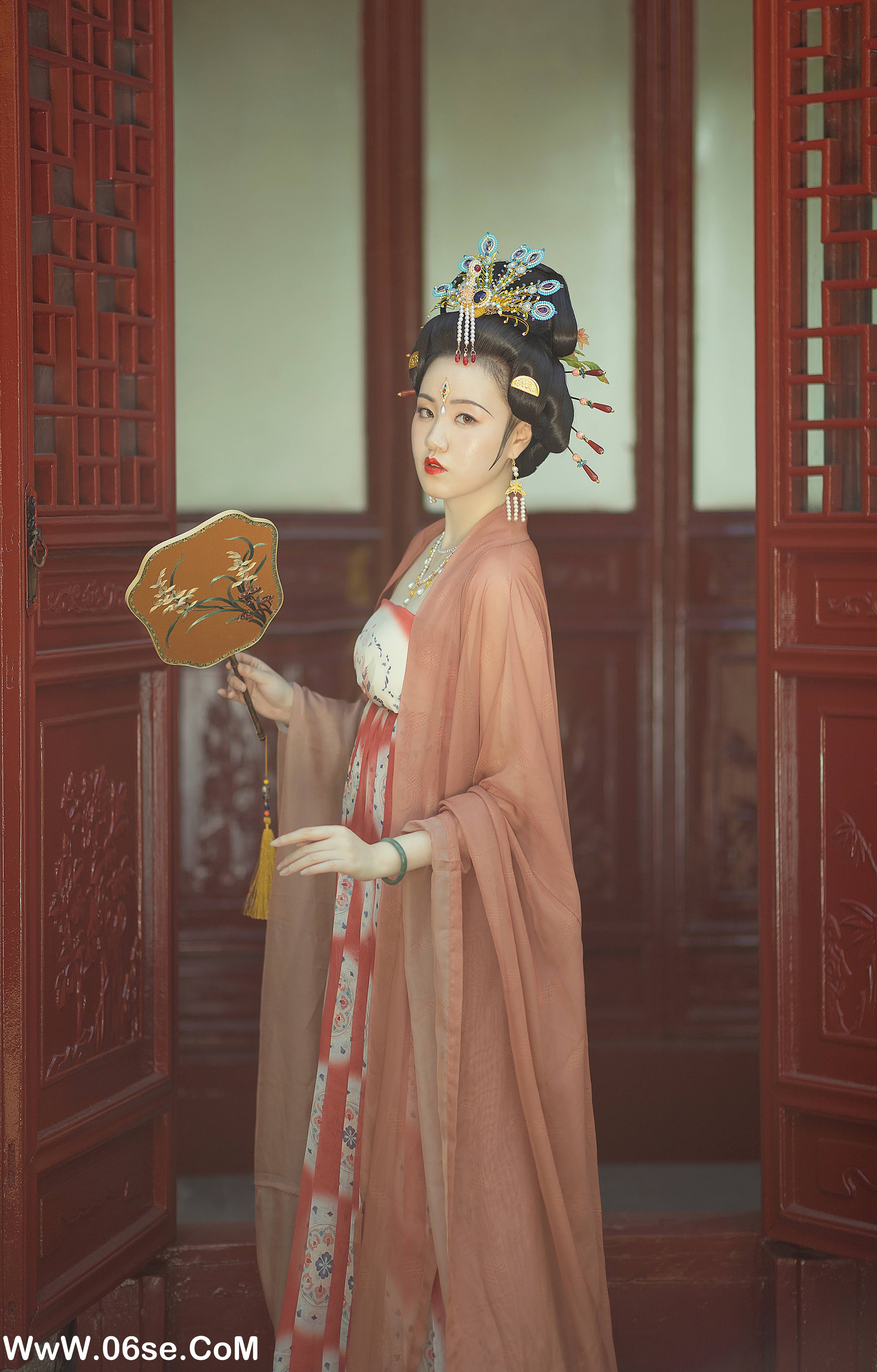 图片[6]-[YITUYU艺图语]2022.02.05 大唐富贵花 雨绵绵o[24+1P／258MB]-六色网