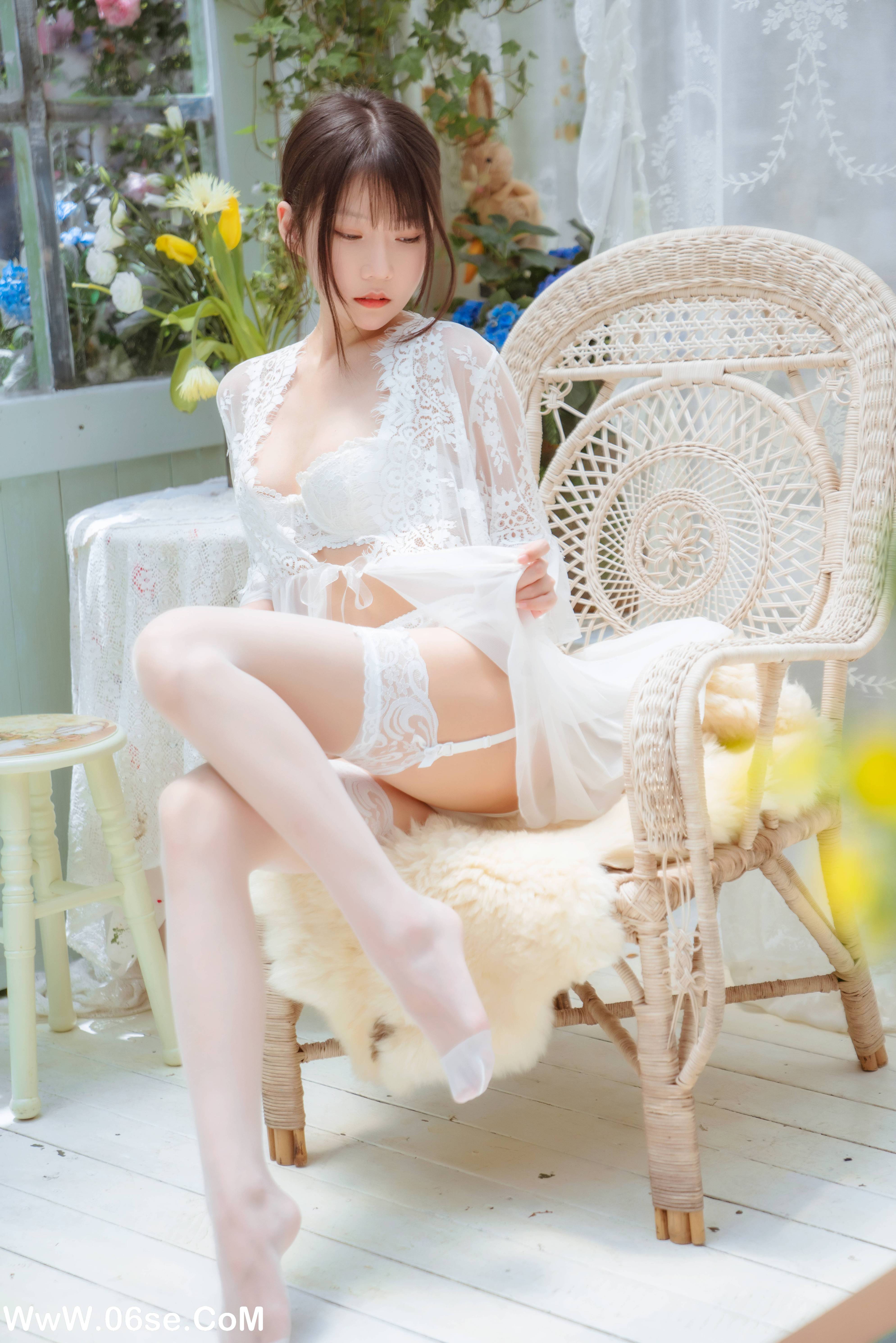 图片[18]-[YITUYU艺图语]2022.05.16 花房阳光少女 香草喵露露[32P-487.68 MB]-六色网