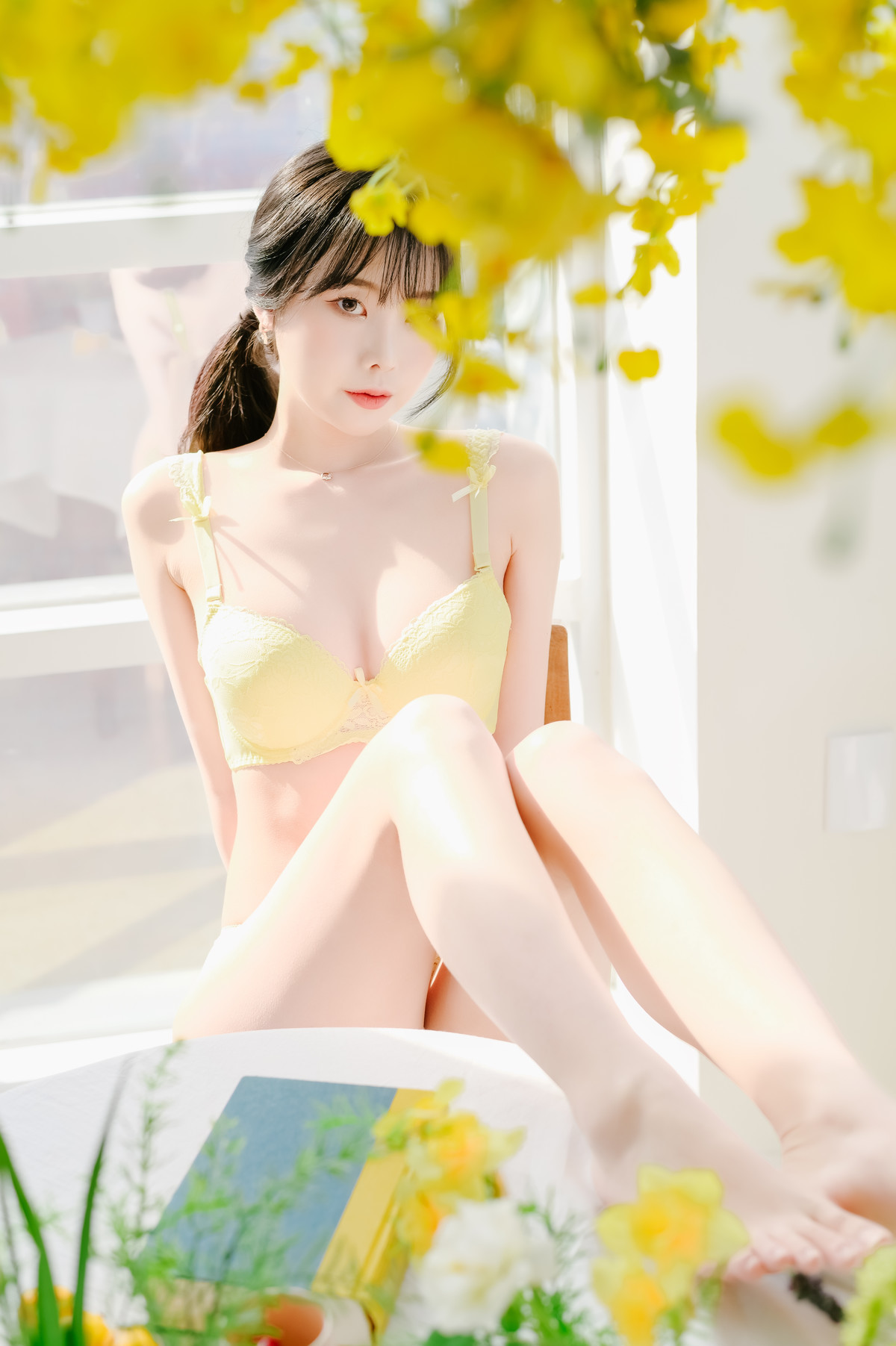 Yuna 유나, [Patreon] Flowers 9
