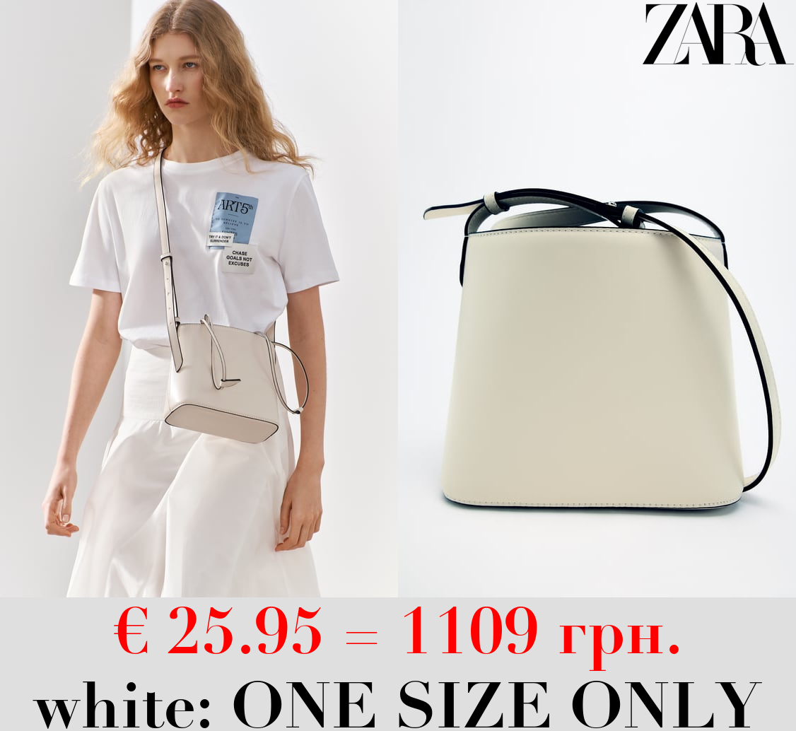 MINIMALIST BUCKET BAG