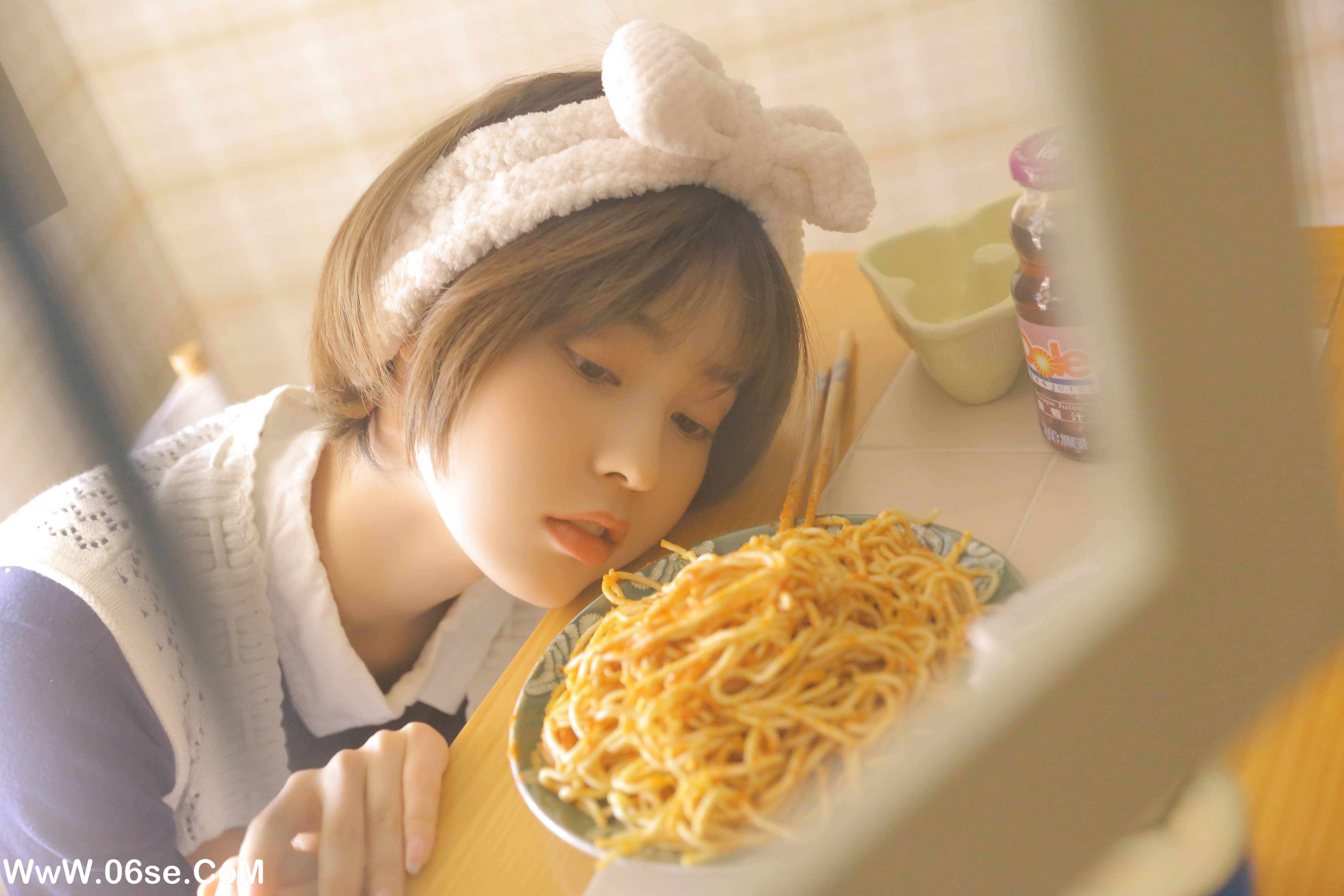 图片[8]-[YITUYU艺图语]2022.07.04 请你吃面啊 子羲_sissi[20+1P／70MB]-六色网