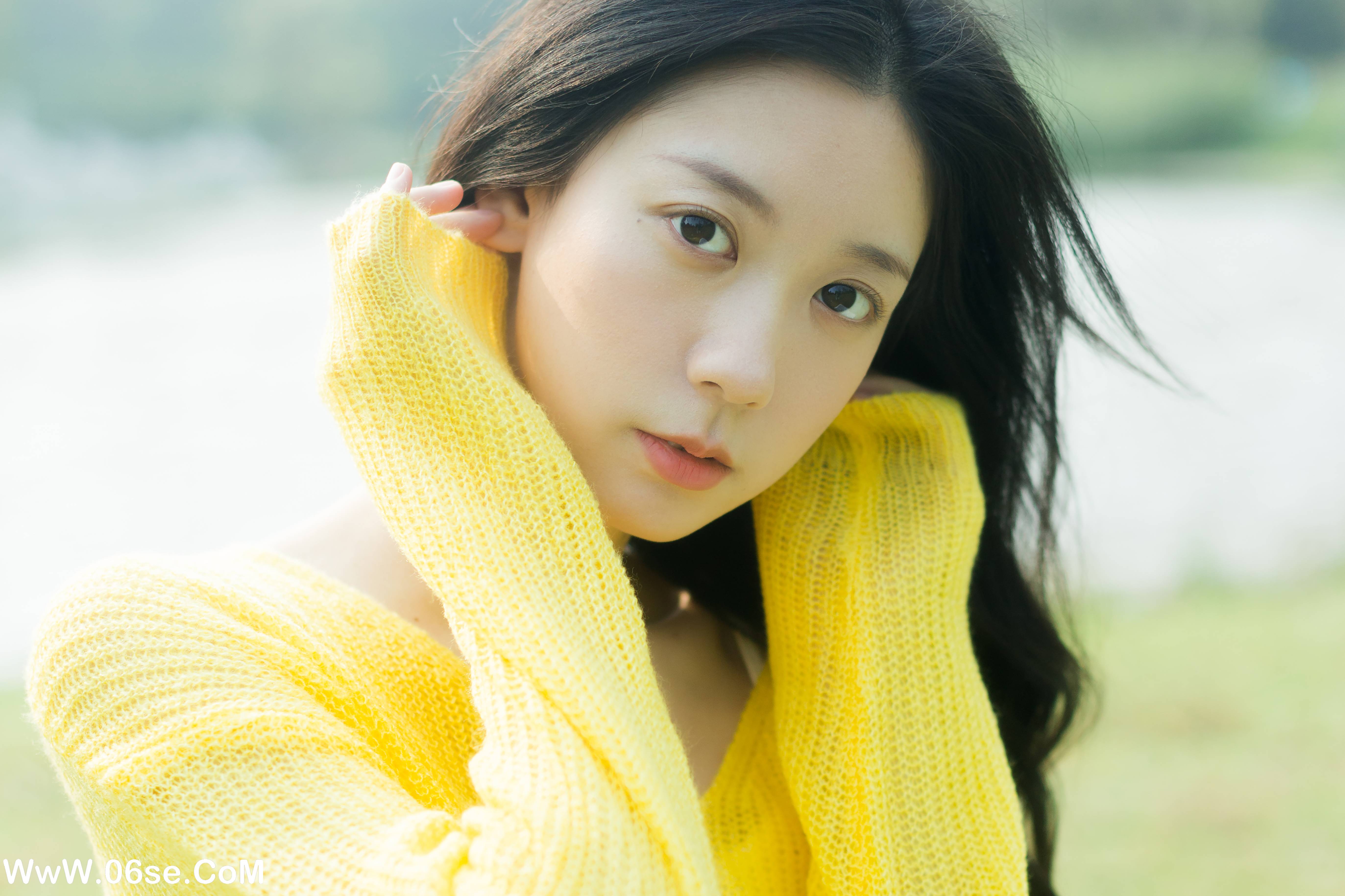 图片[33]-[YITUYU艺图语]2022.11.26 秋风轻轻 饲猫少女-[37+1P／342MB]-六色网