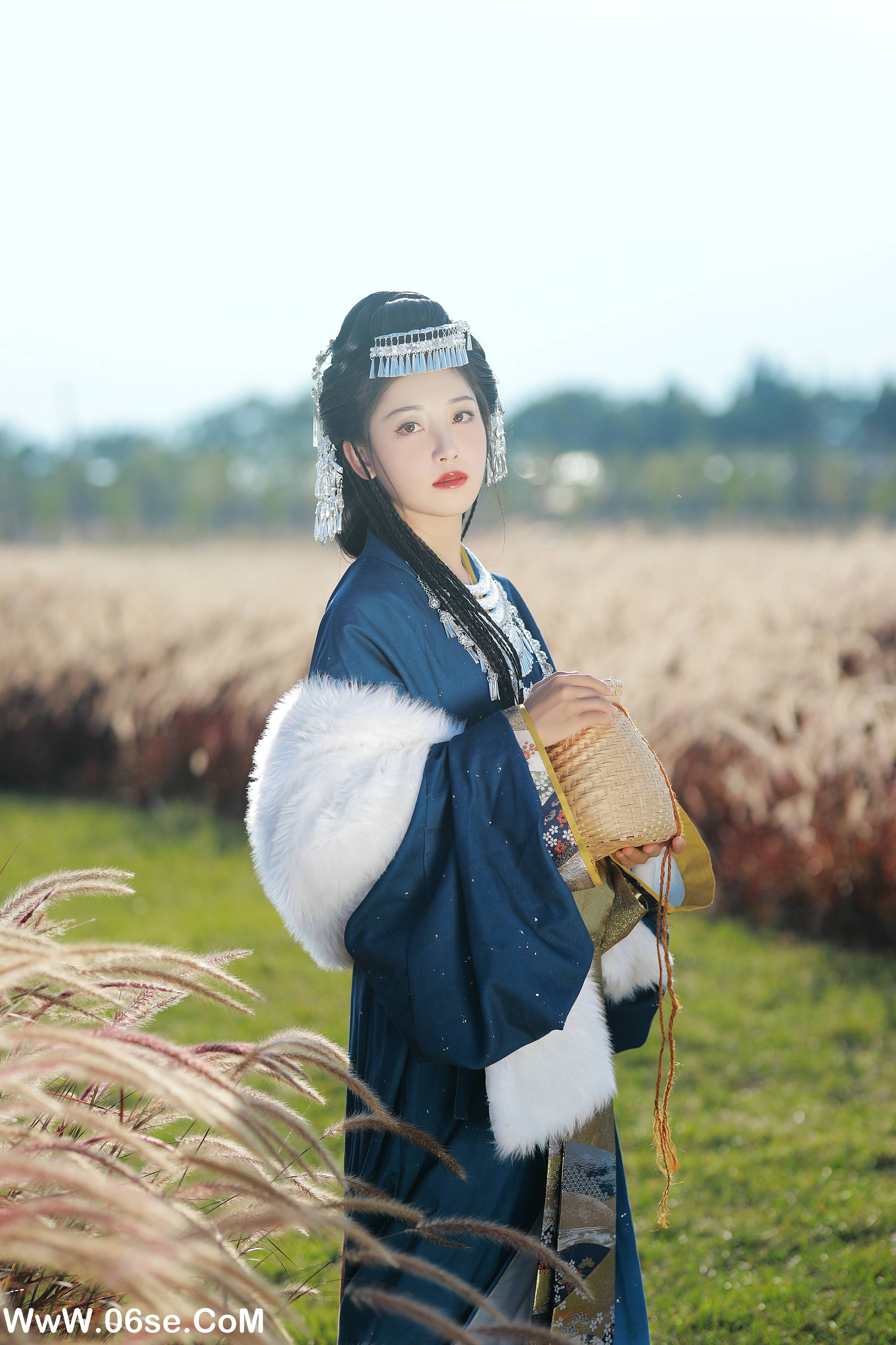 图片[17]-[YITUYU艺图语]2022.09.29 我与春风携过客 Y-JIN[35+1P／661MB]-六色网