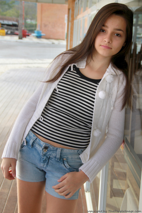 [Image: 21320c01e06b68be5fff7.jpg]