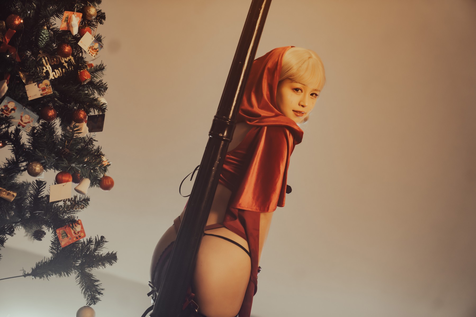 Cosplay 晕崽Zz 圣诞小红帽 22