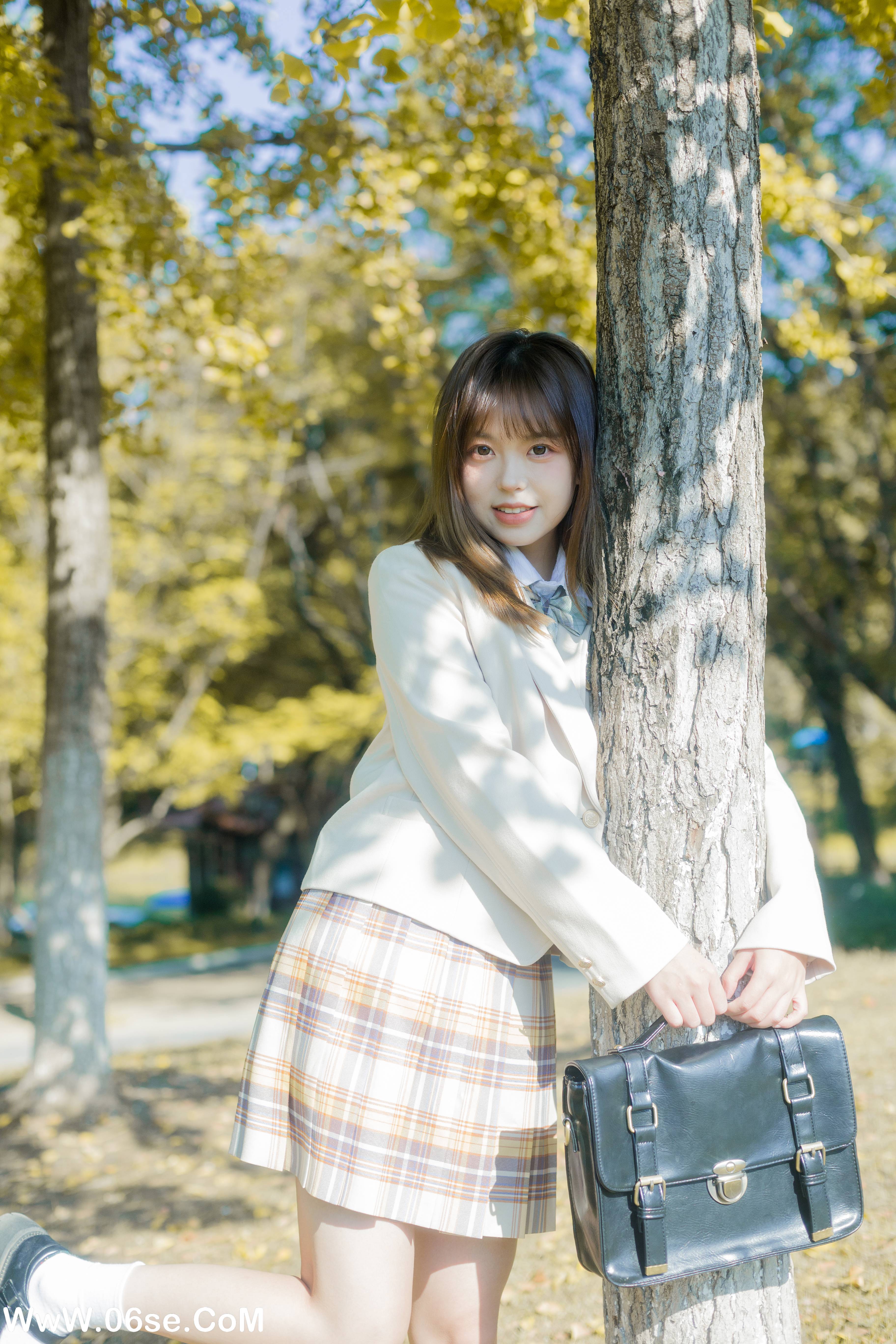 图片[7]-[YITUYU艺图语]2022.11.21 奶油味的秋 哈吉麻花[37+1P／355MB]-六色网
