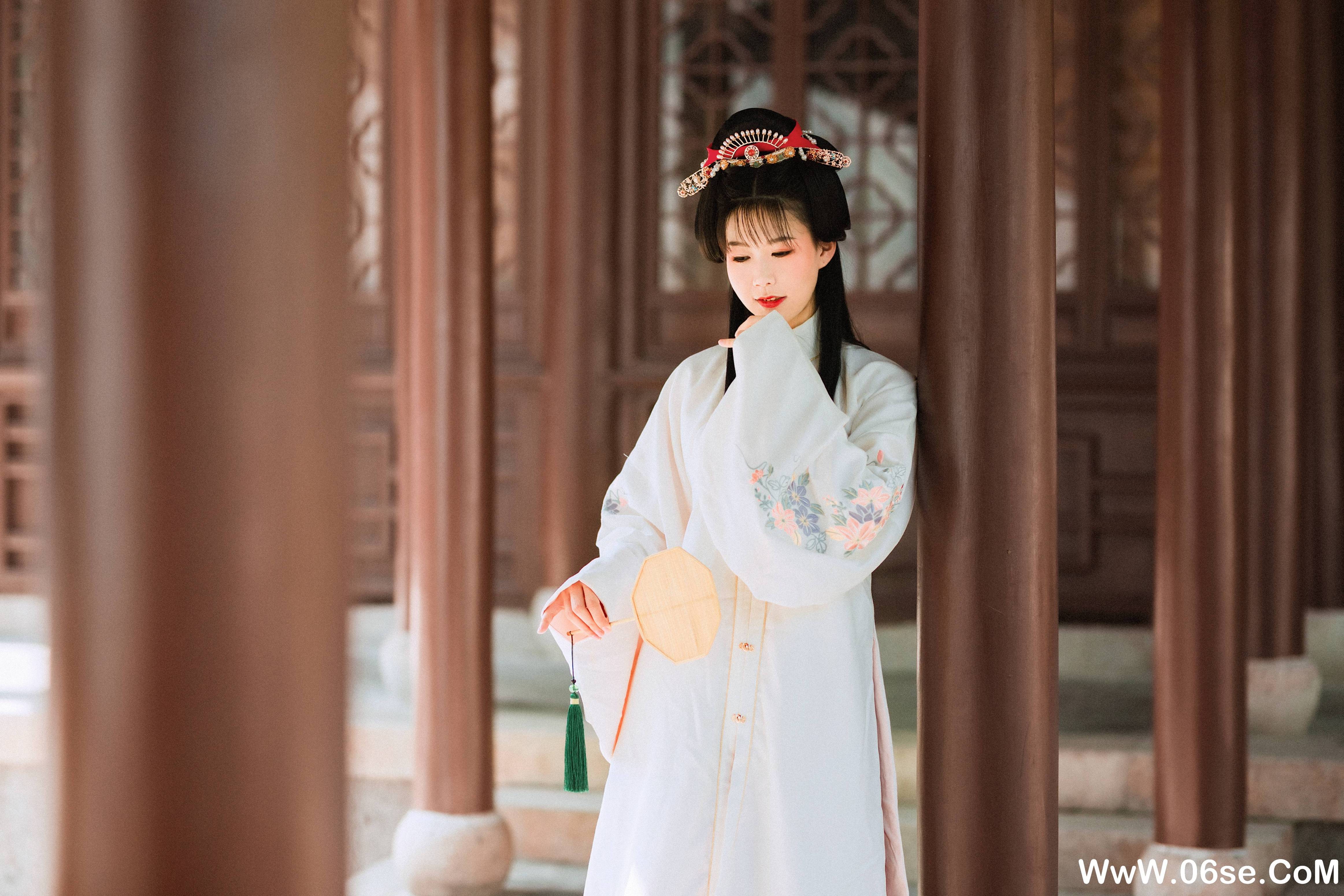 图片[12]-[YITUYU艺图语]2021.09.04 绿意 兔小白[25+1P／346MB]-六色网