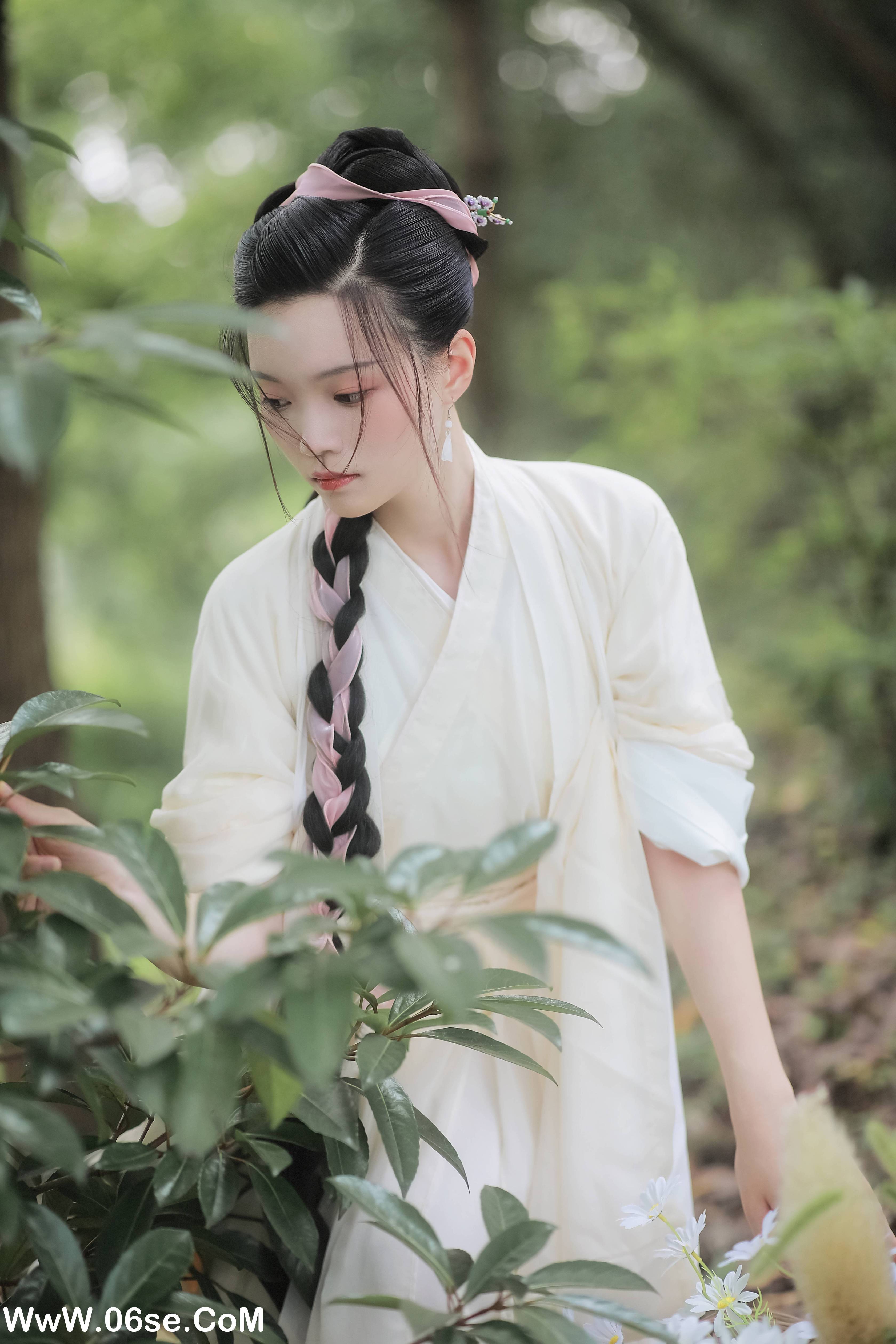图片[25]-[YITUYU艺图语]2022.05.29 采药医女 静沅[28P-428.5MB]-六色网