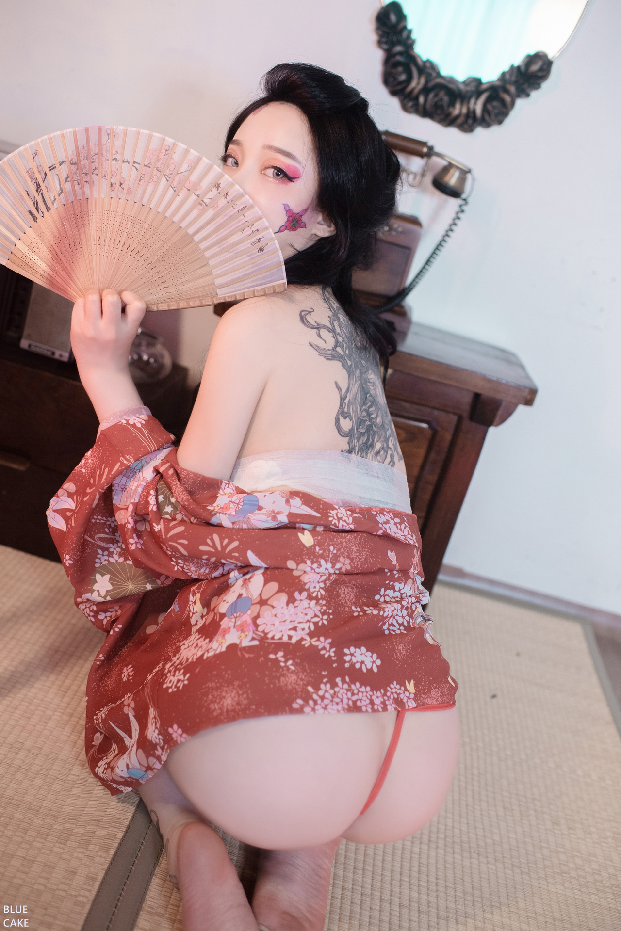 Son Yeeun 손예은, [BLUECAKE] RED ONI - Set.02 2