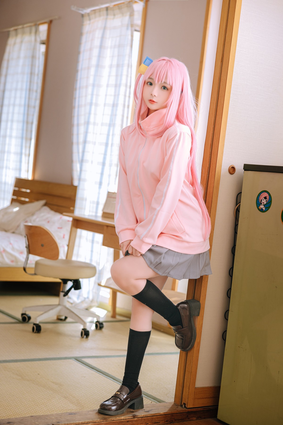 Cosplay 日奈娇 小孤独 11