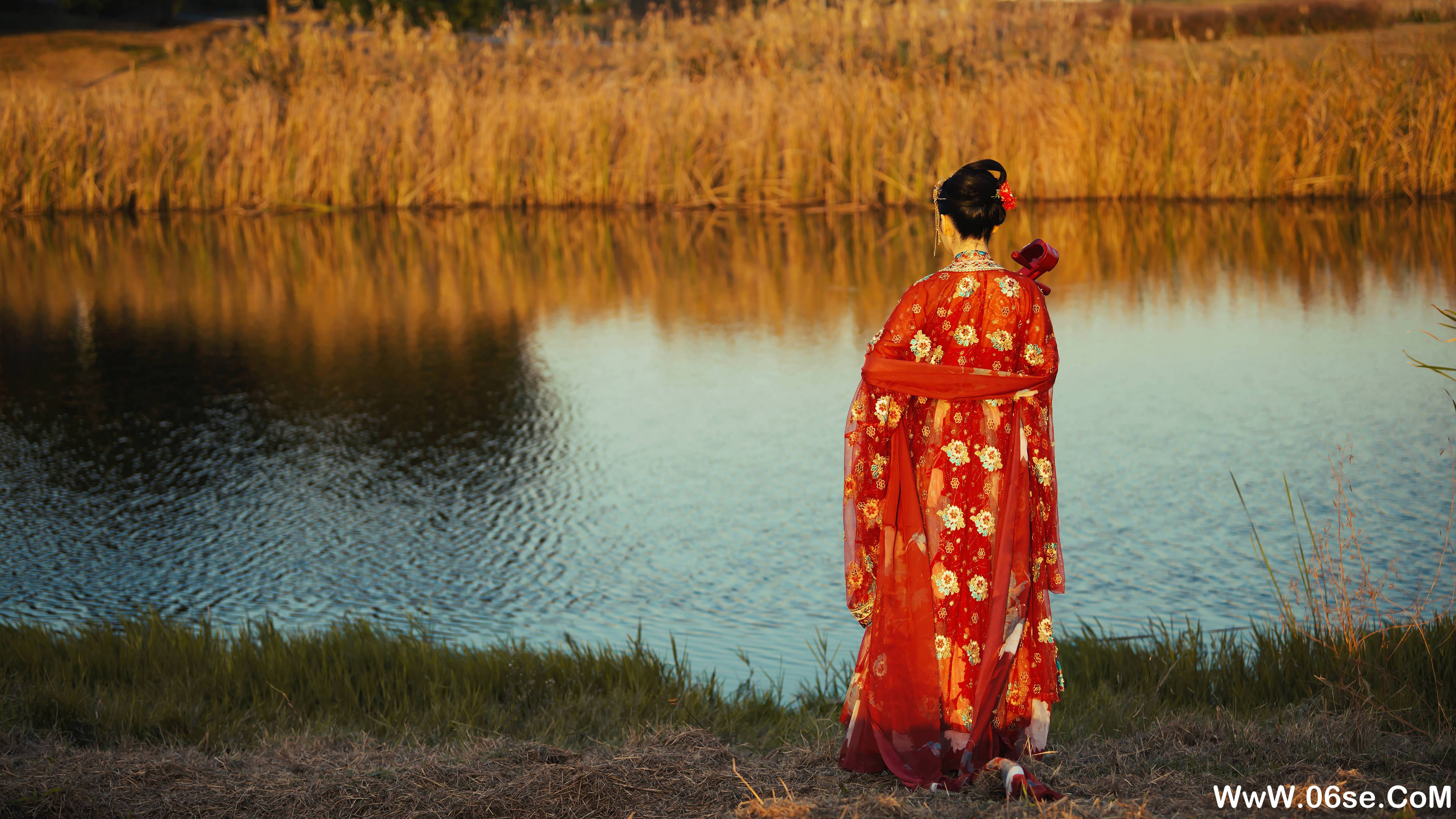 图片[19]-[YITUYU艺图语]2021.07.19 芦苇晚风鸣 Sunnyufei元気姬[23+1P／318MB]-六色网