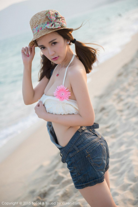 [Image: 229443741f17e723eb17a.jpg]
