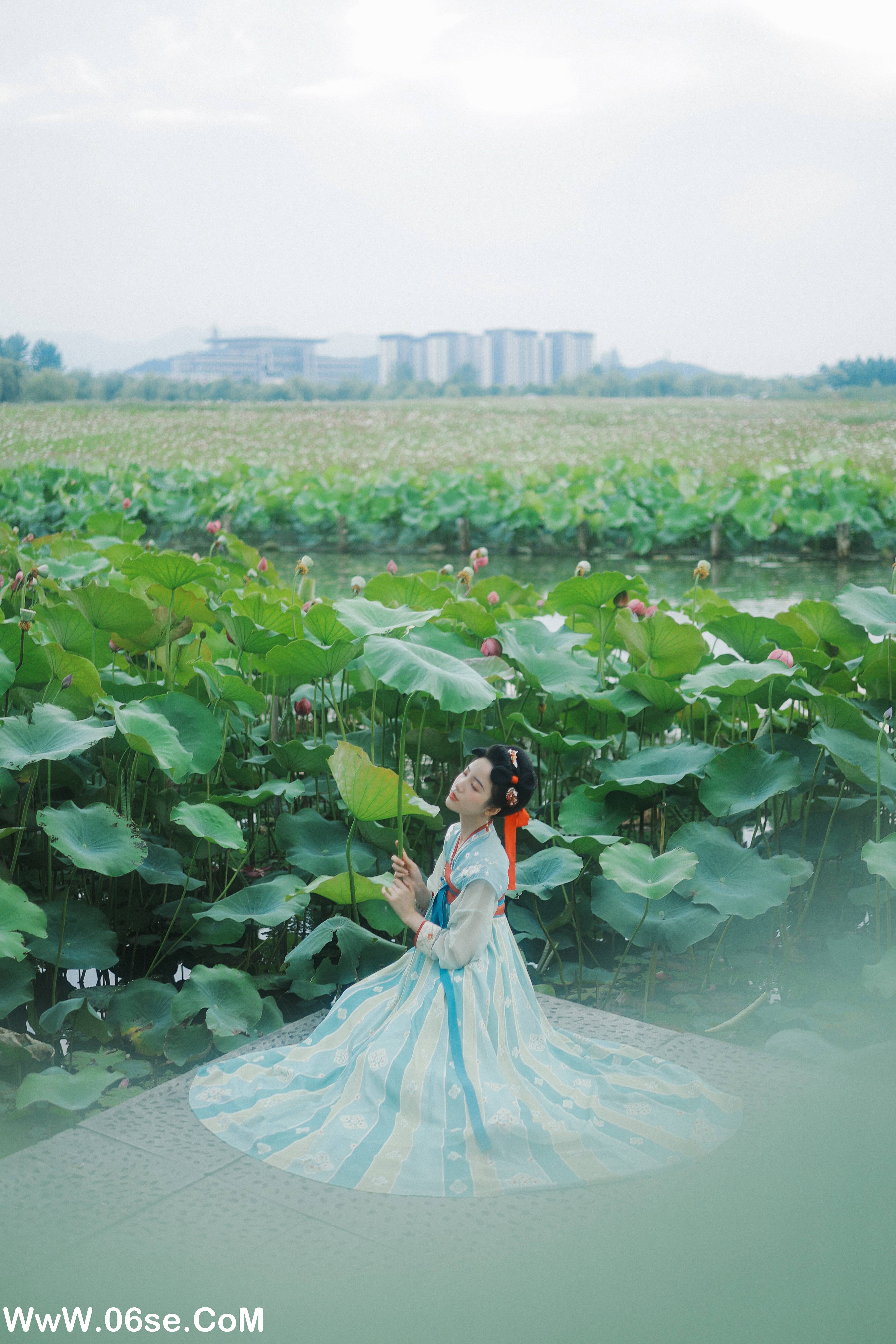 图片[20]-[YITUYU艺图语]2022.07.14 夏荷 一只阿梦崽[38+1P／294MB]-六色网