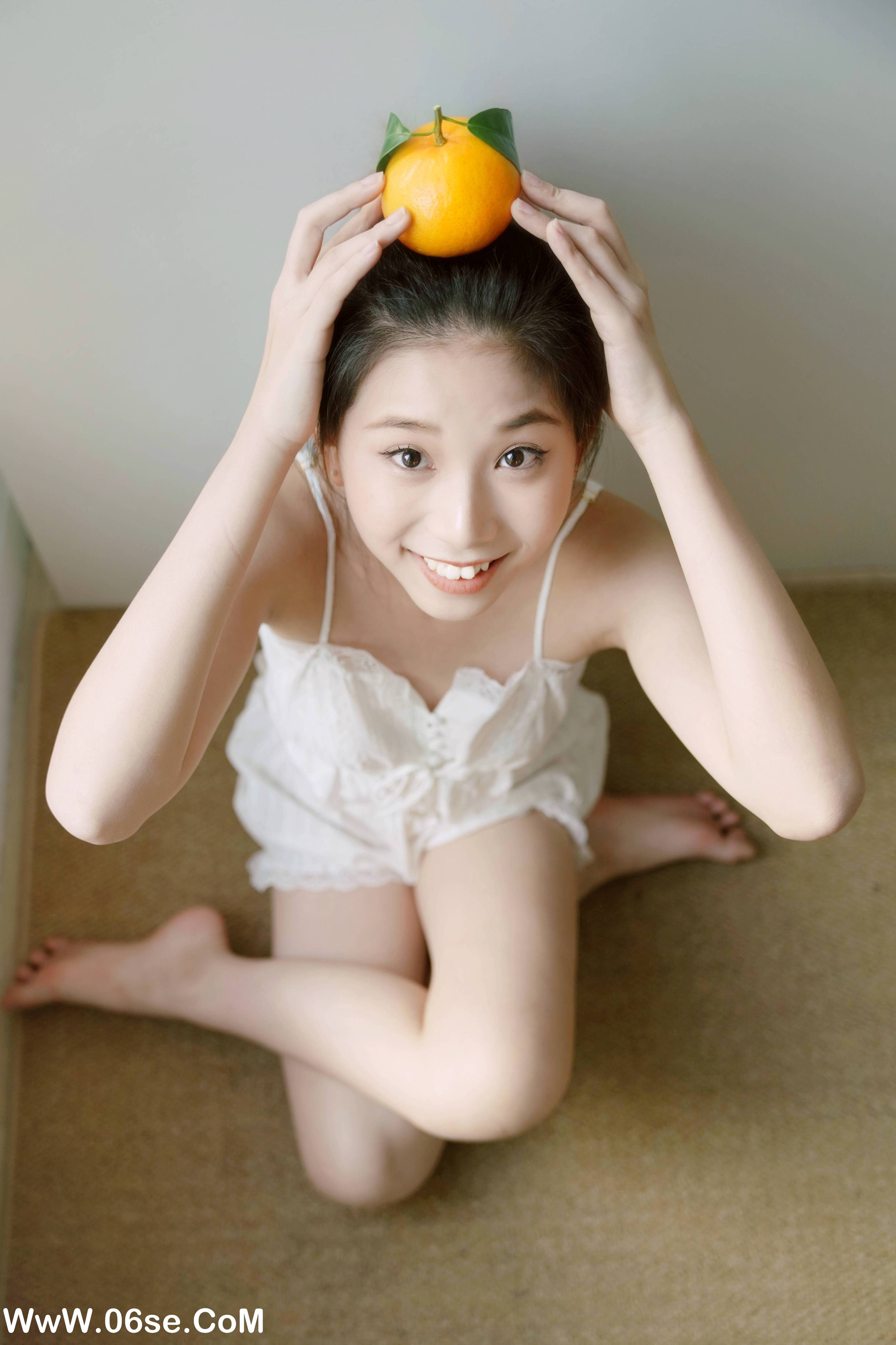 图片[4]-[YITUYU艺图语]2022.12.16 淘气的小橙子 小怡[24+1P／205MB]-六色网
