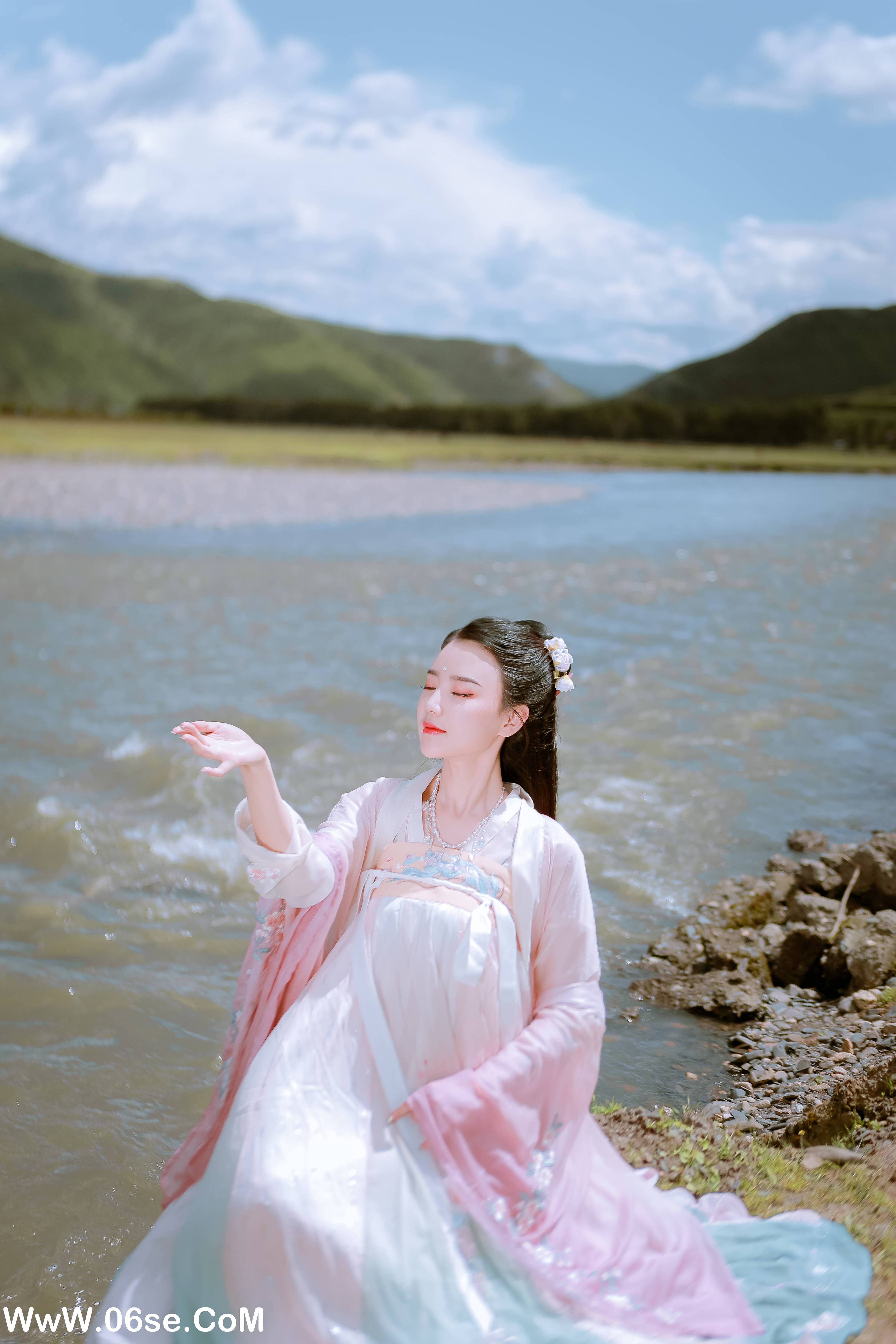 图片[4]-[YITUYU艺图语]2022.02.03 踏青 婷婷[21+1P／243MB]-六色网