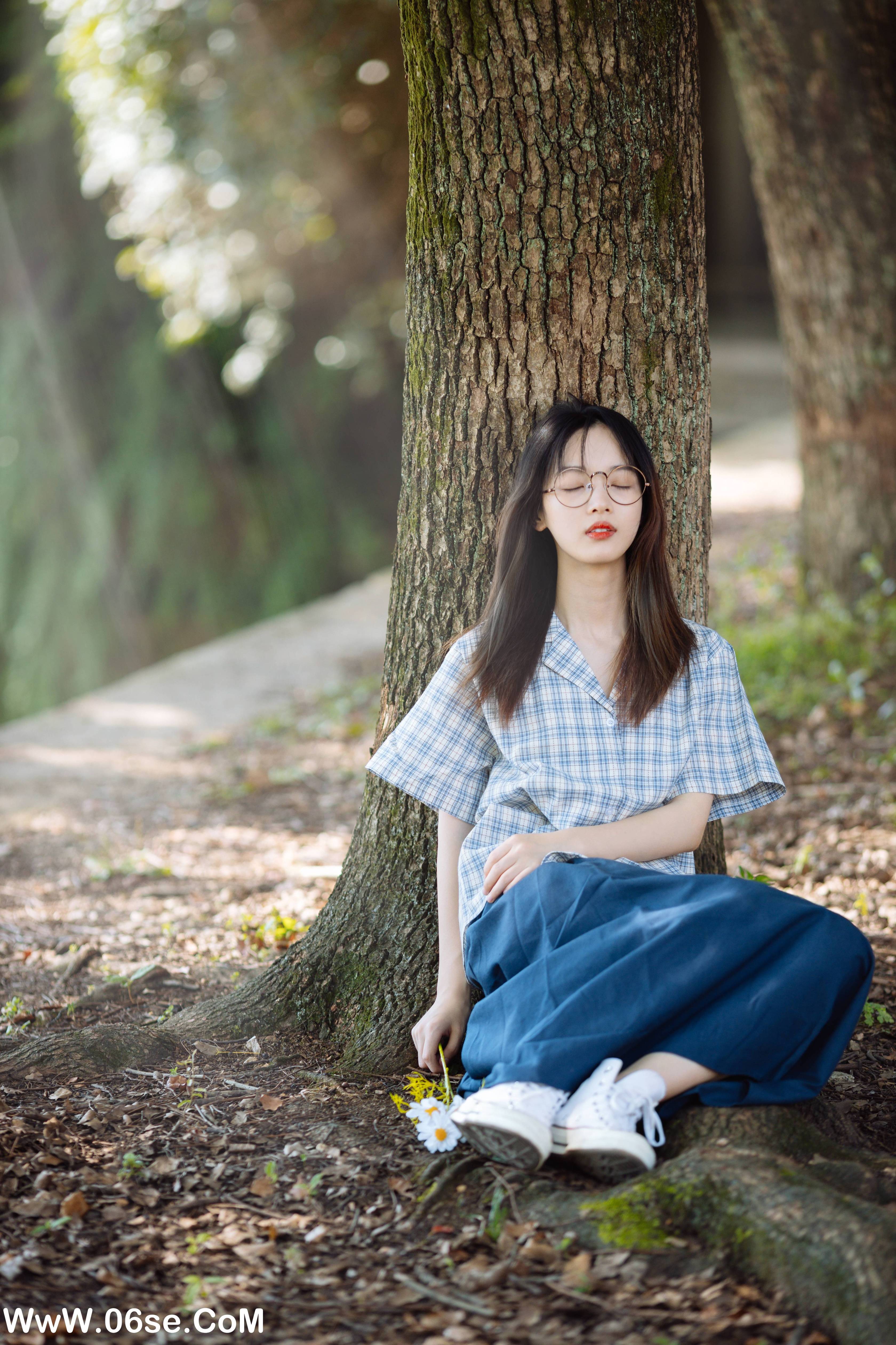 图片[23]-[YITUYU艺图语]2022.01.03 树下的蓝色往事 一鸭咿呀哟[23+1P／353MB]-六色网