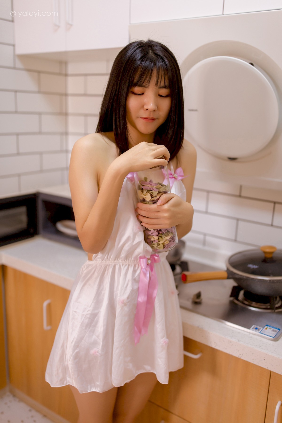 [YALAYI雅拉伊] 2021.11.24 No.869 下厨 安妮 21
