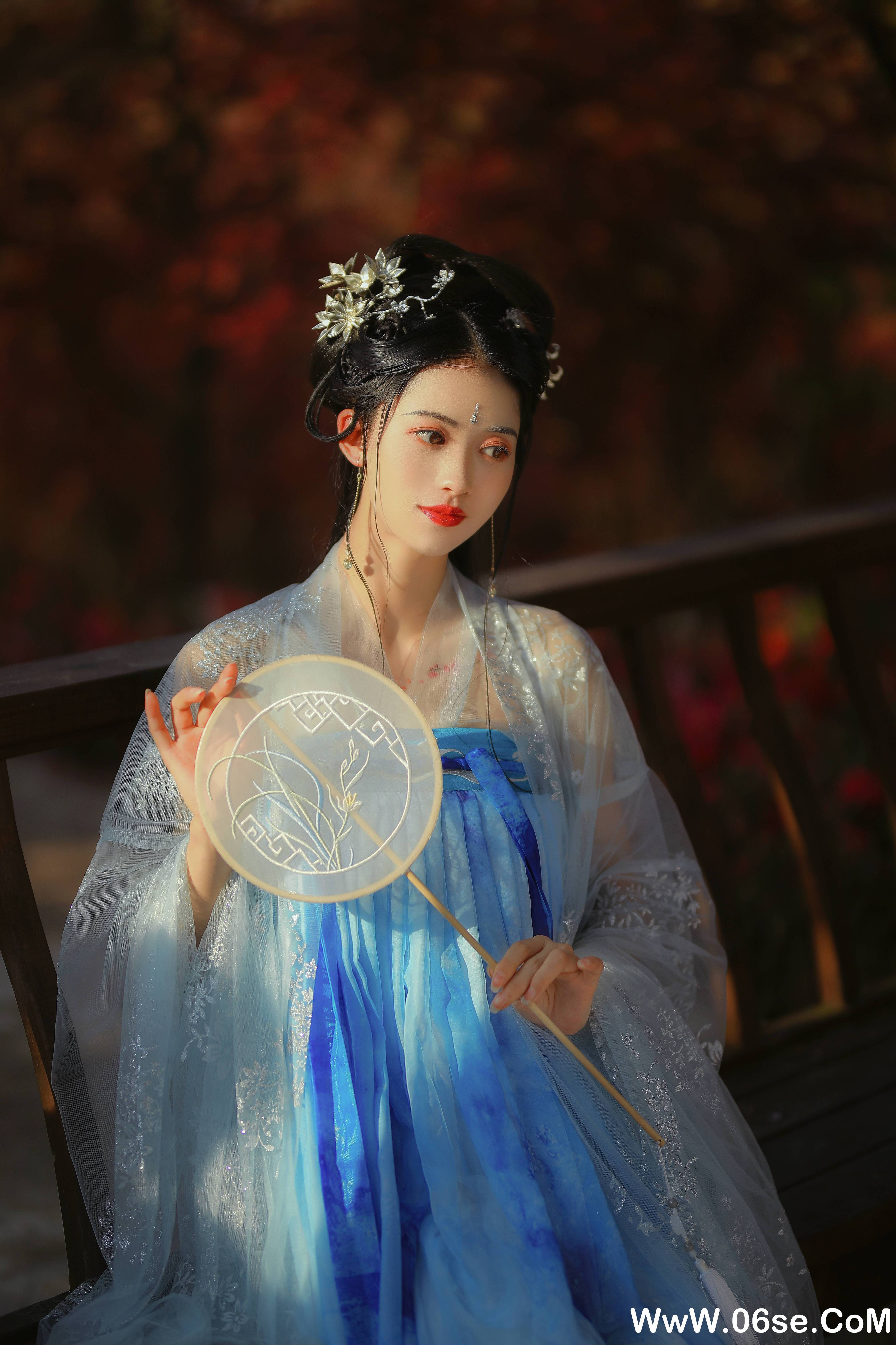 图片[7]-[YITUYU艺图语]2021.08.23 秋枫萧瑟 吉祥祥[24+1P／608MB]-六色网