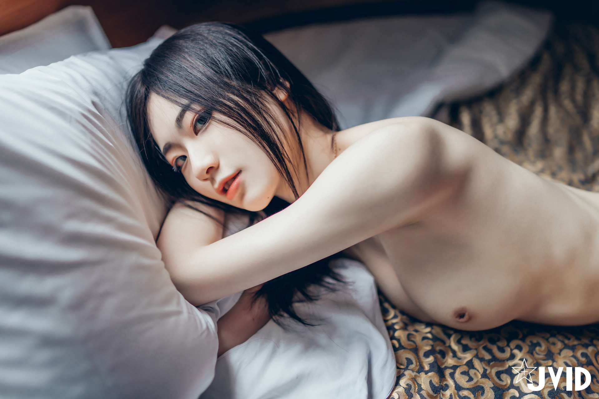 JVID精品 全裸無碼 阿瓈 空靈系怪奇美少女，美乳嫩白雪膚 Set.01 32