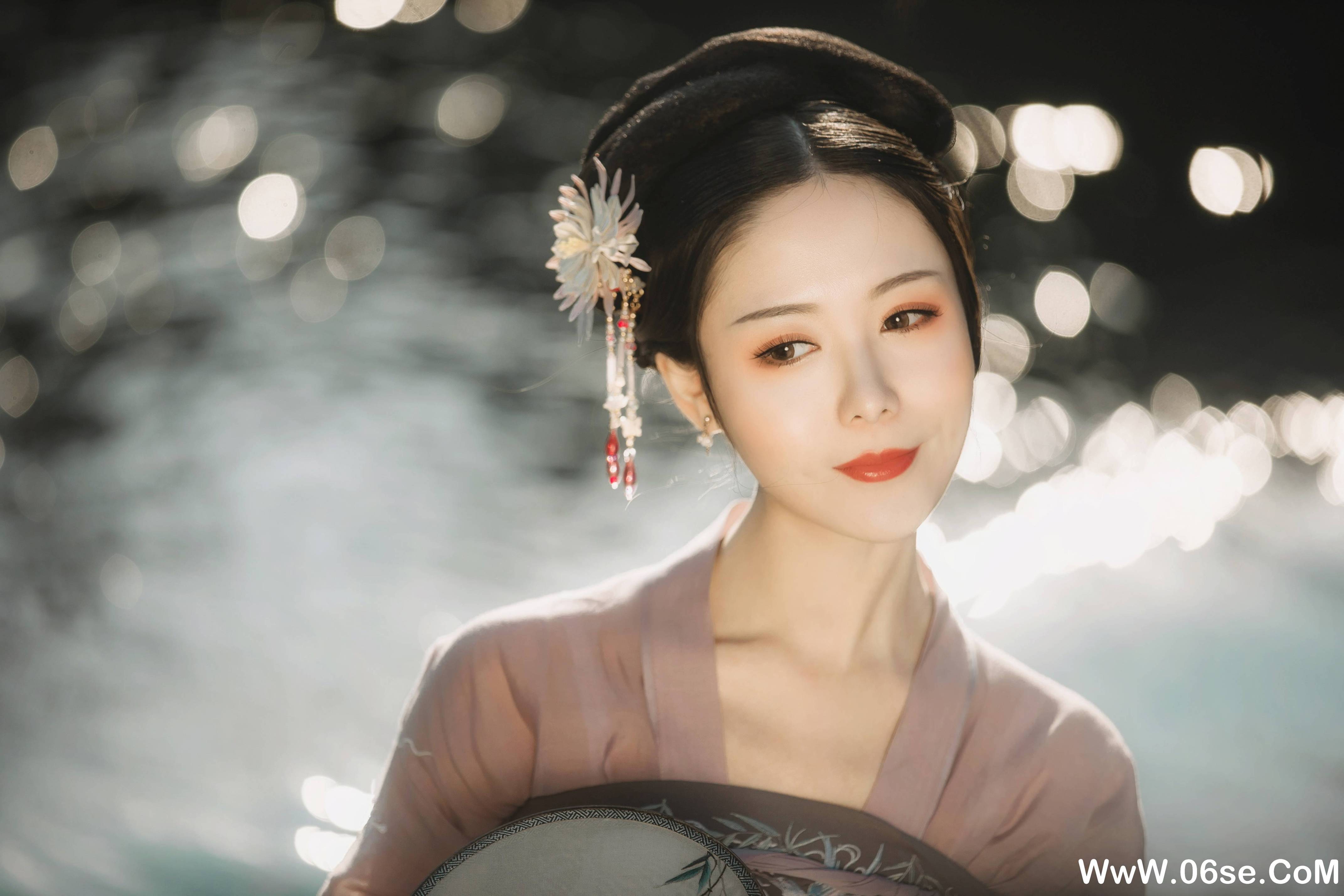 图片[16]-[YITUYU艺图语]2021.10.26 仙鹤 葵花花花儿[19+1P／89.7MB]-六色网