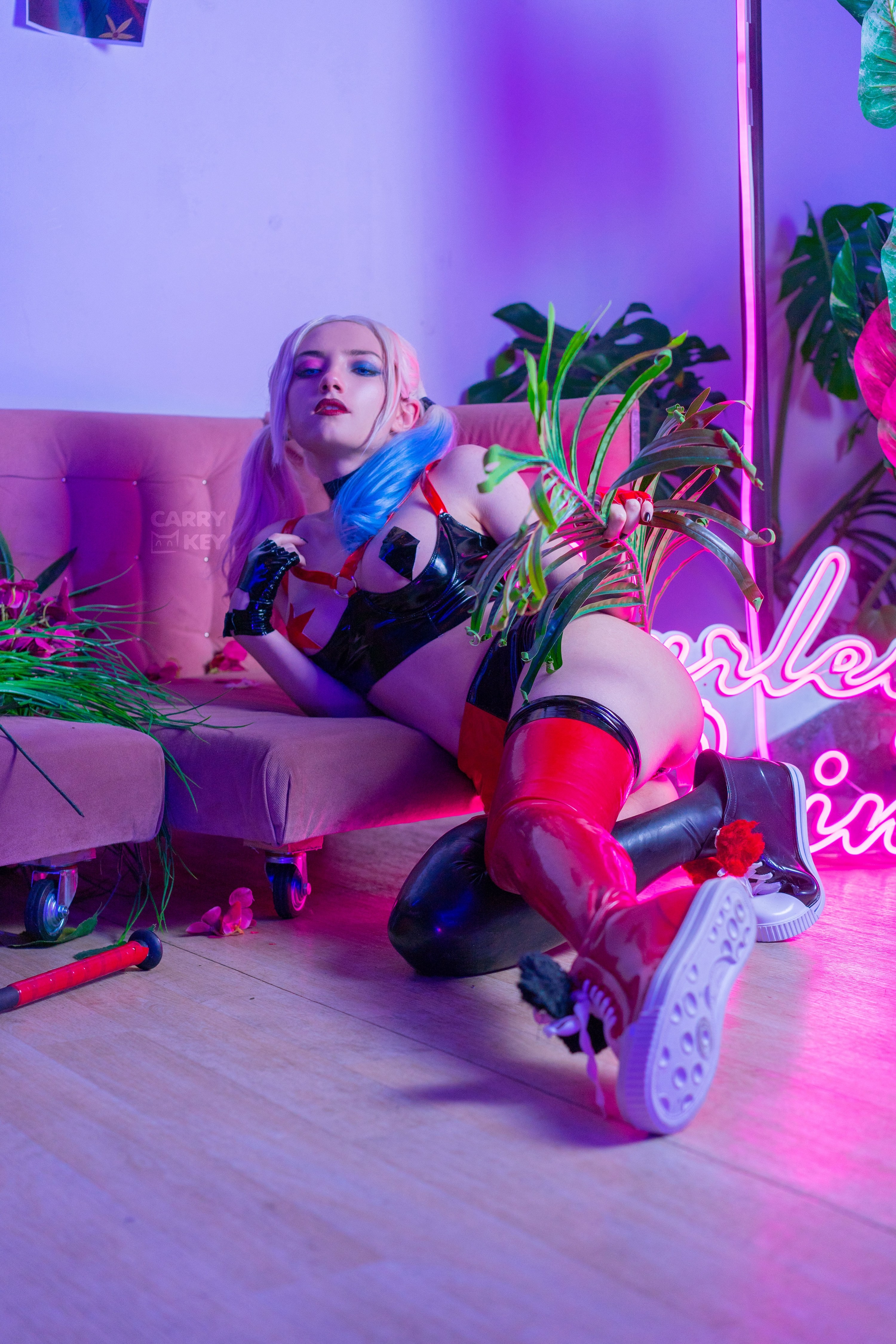 CarryKey - Harley Quinn [99P] 15