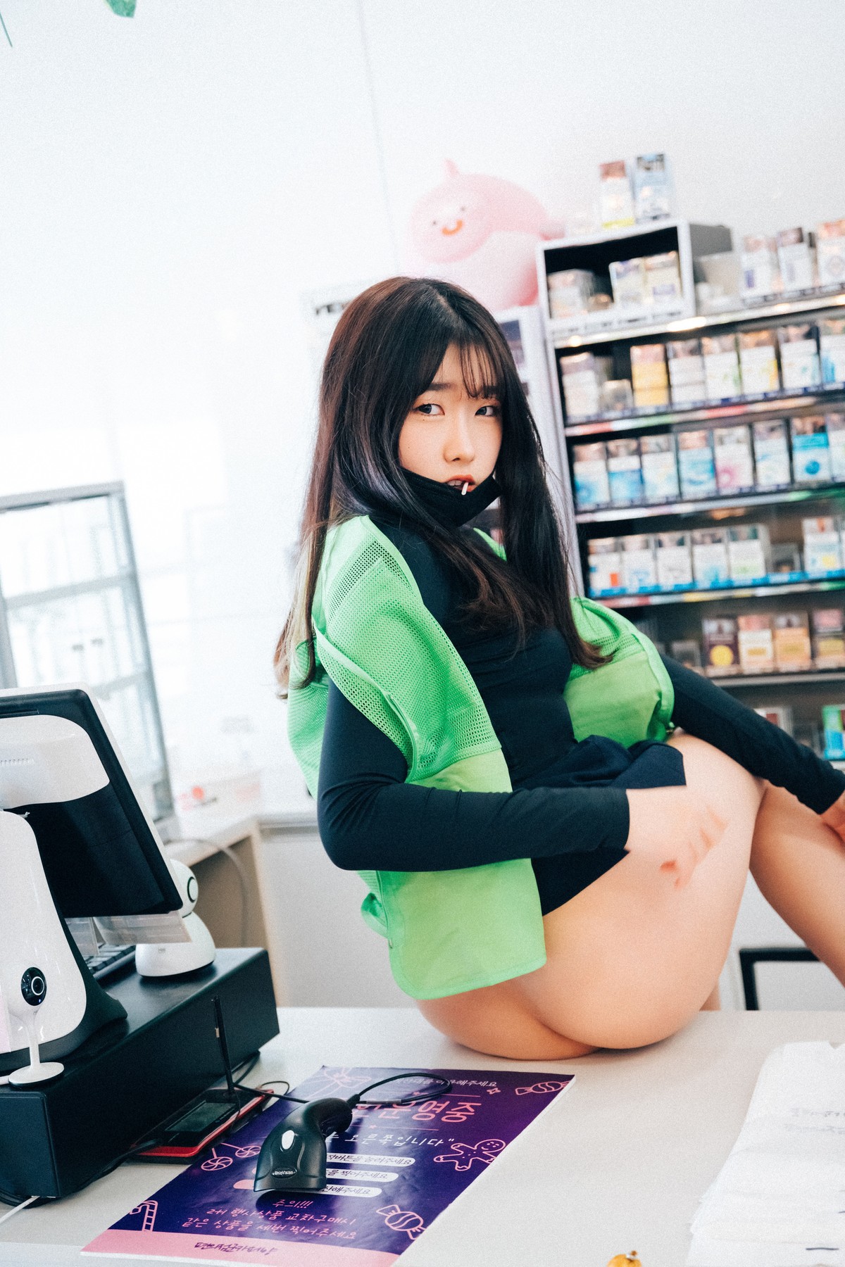 Sonson 손손, [Loozy] First Nipple Alba (S.Ver) Set.01 48