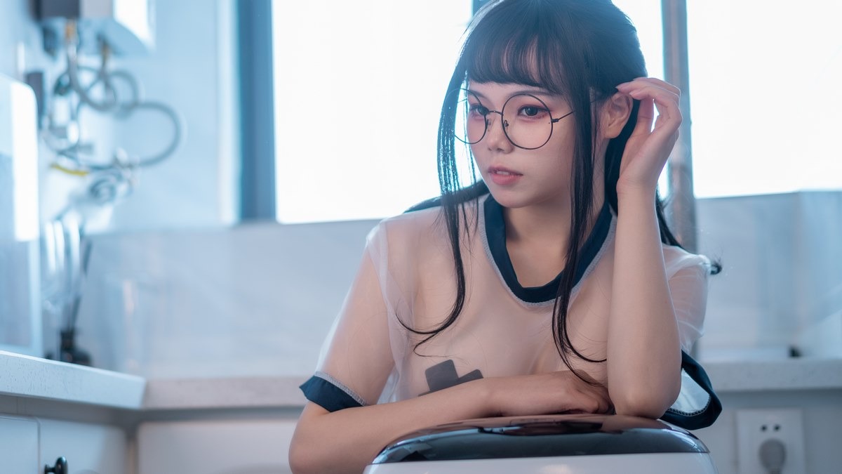 [Cos]七月喵子 - 喝酸奶的眼镜娘[35P] 16