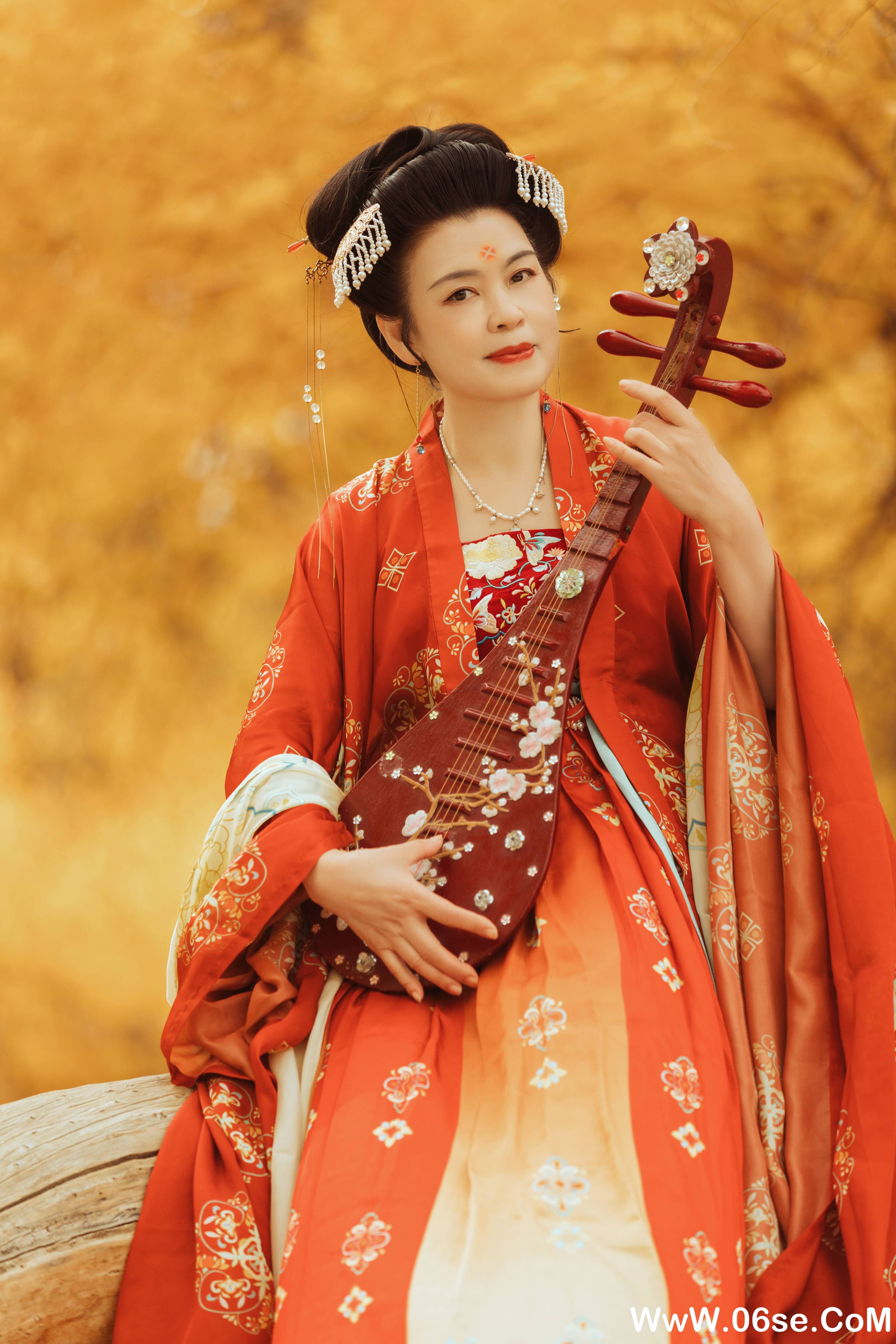 图片[31]-[YITUYU艺图语]2021.09.03 岁月不败美人 知秋[38+1P／696MB]-六色网