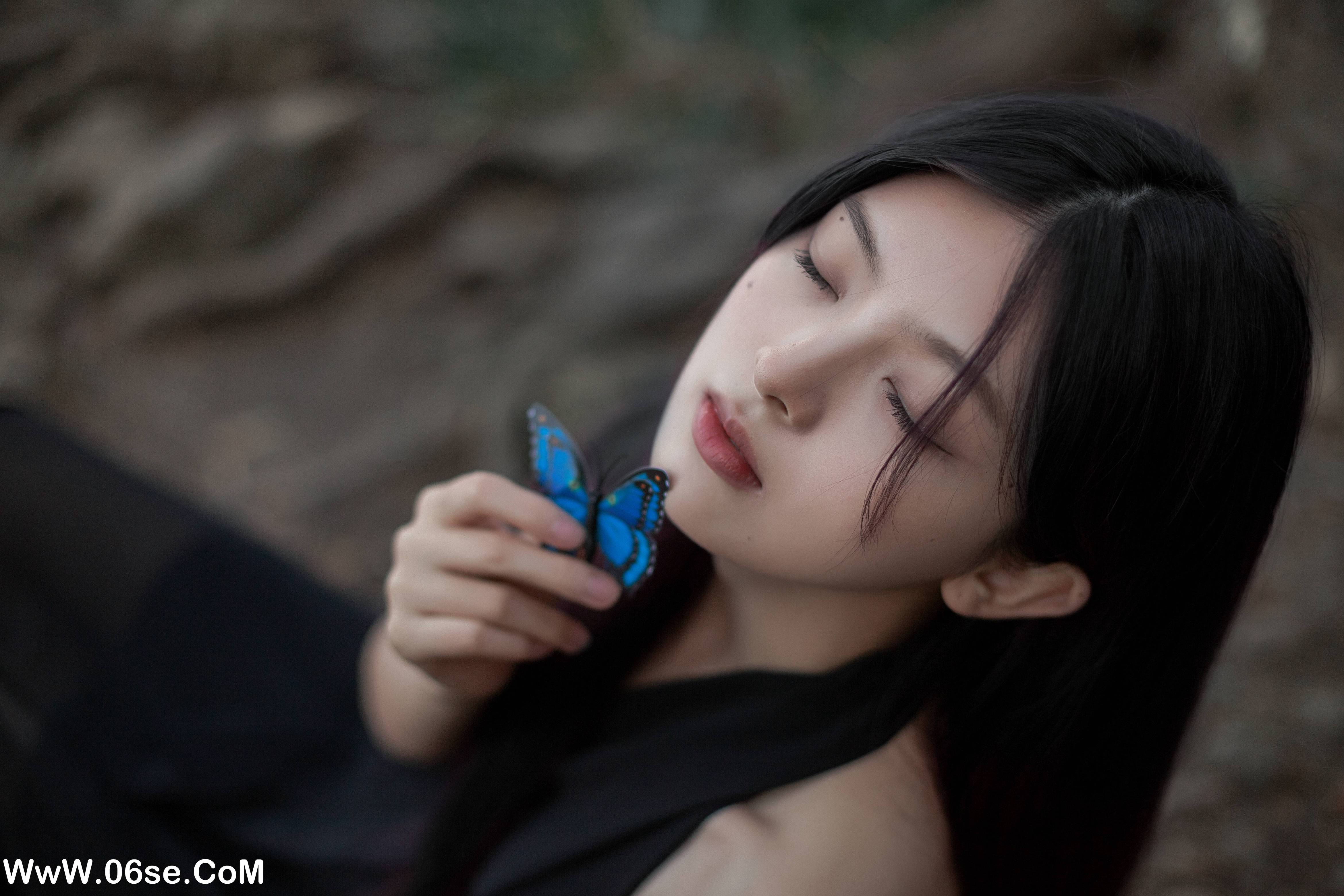 图片[17]-[YITUYU艺图语]2022.10.20 安静的绿 张张包[24+1P／440MB]-六色网