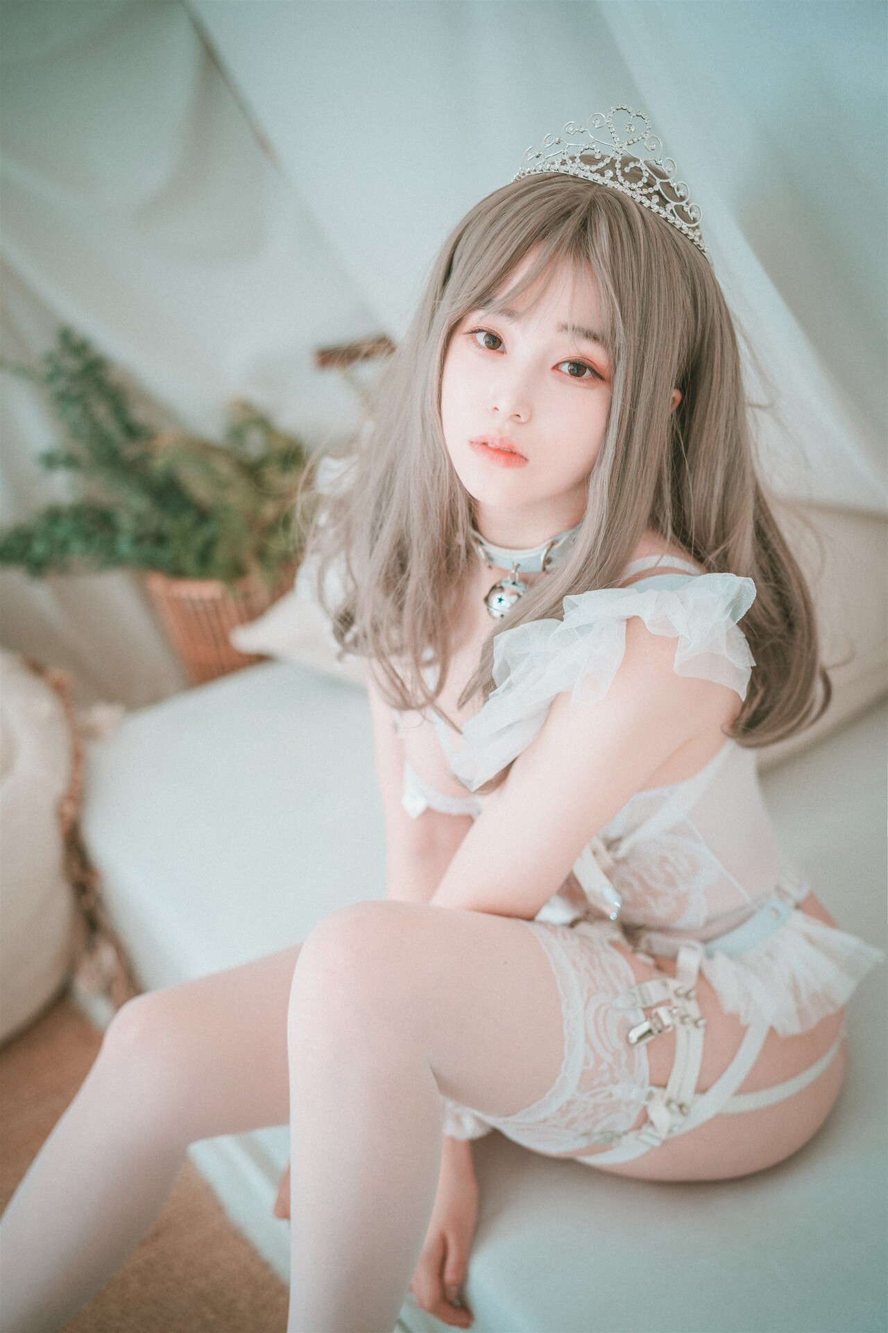 Bambi 밤비, [DJAWA] Reine de Blanc A-Side 10