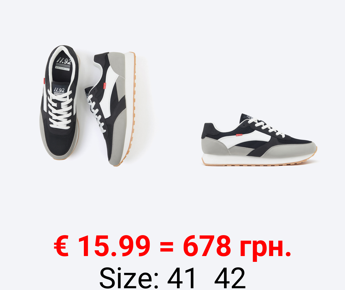 Contrast sneakers