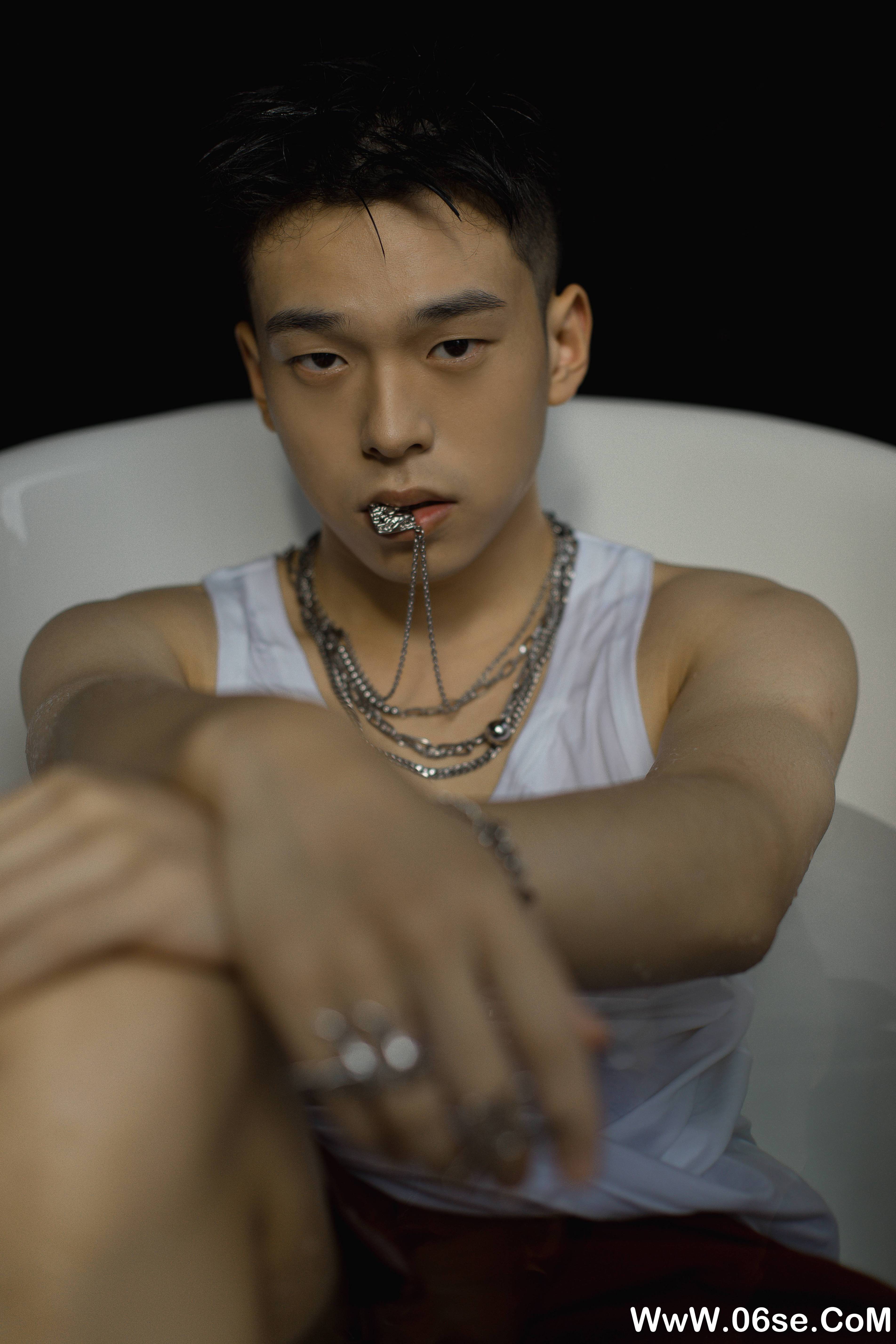 图片[3]-[YITUYU艺图语]2021.08.25 颜色 高浩泽[24+1P／316MB]-六色网