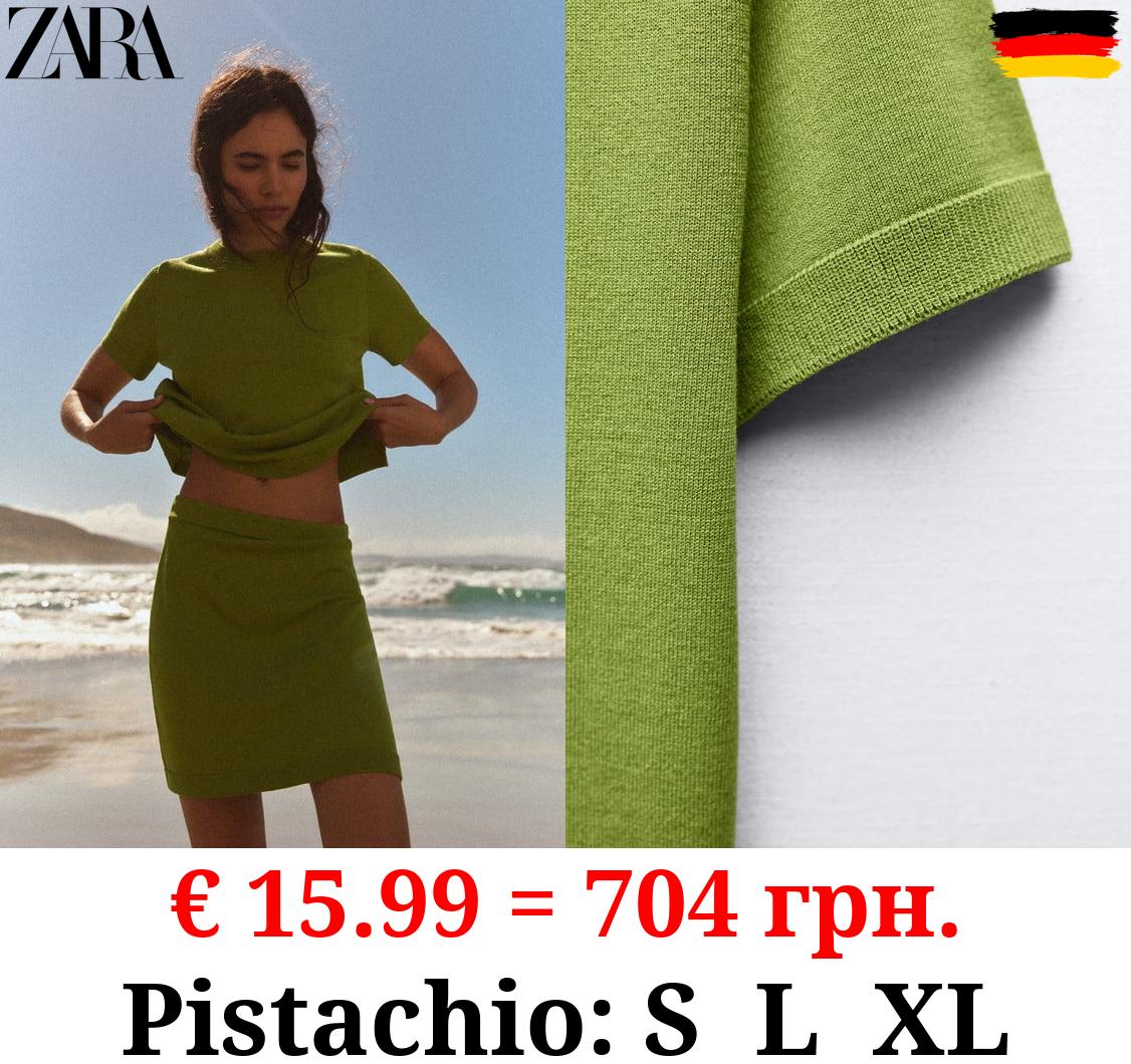 BASIC PLAIN KNIT TOP