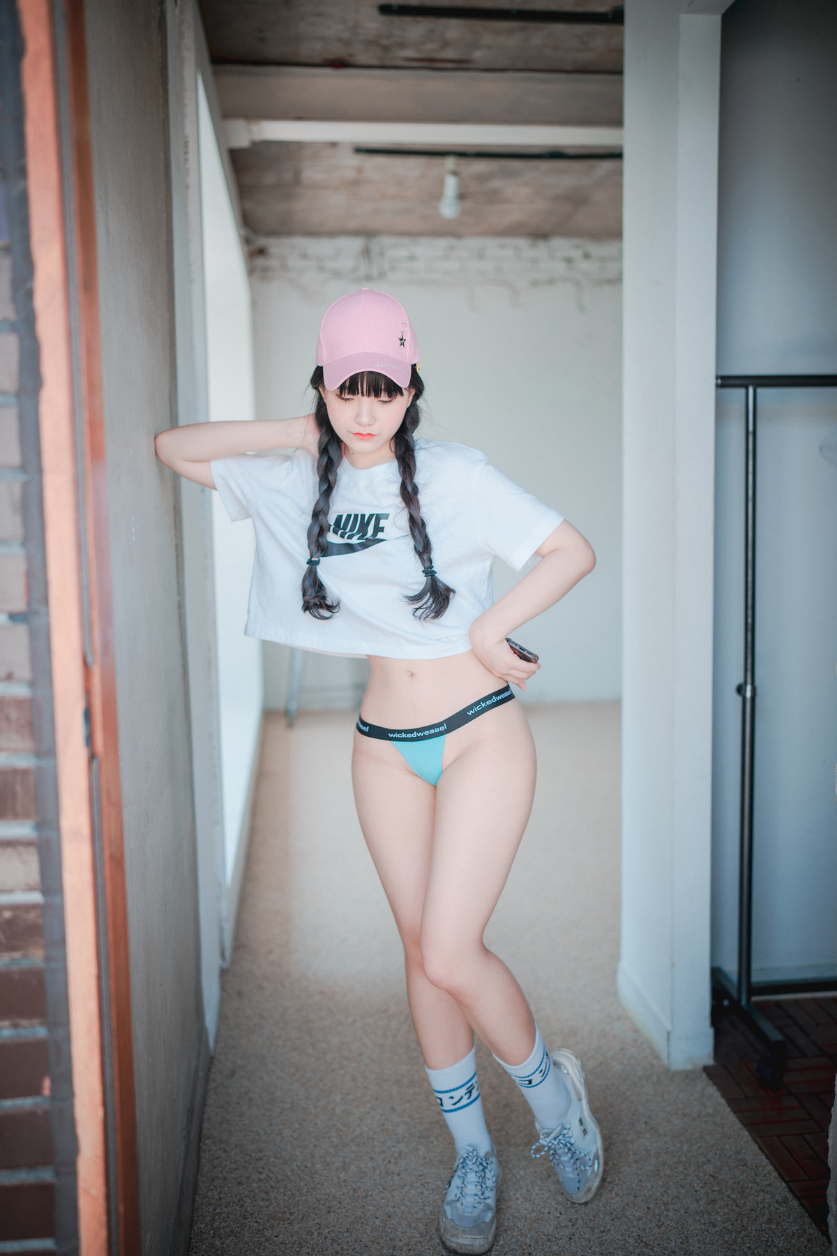 Jeong Jenny 정제니, DJAWA ‘Loose and Tight Pink’ Set.03 43