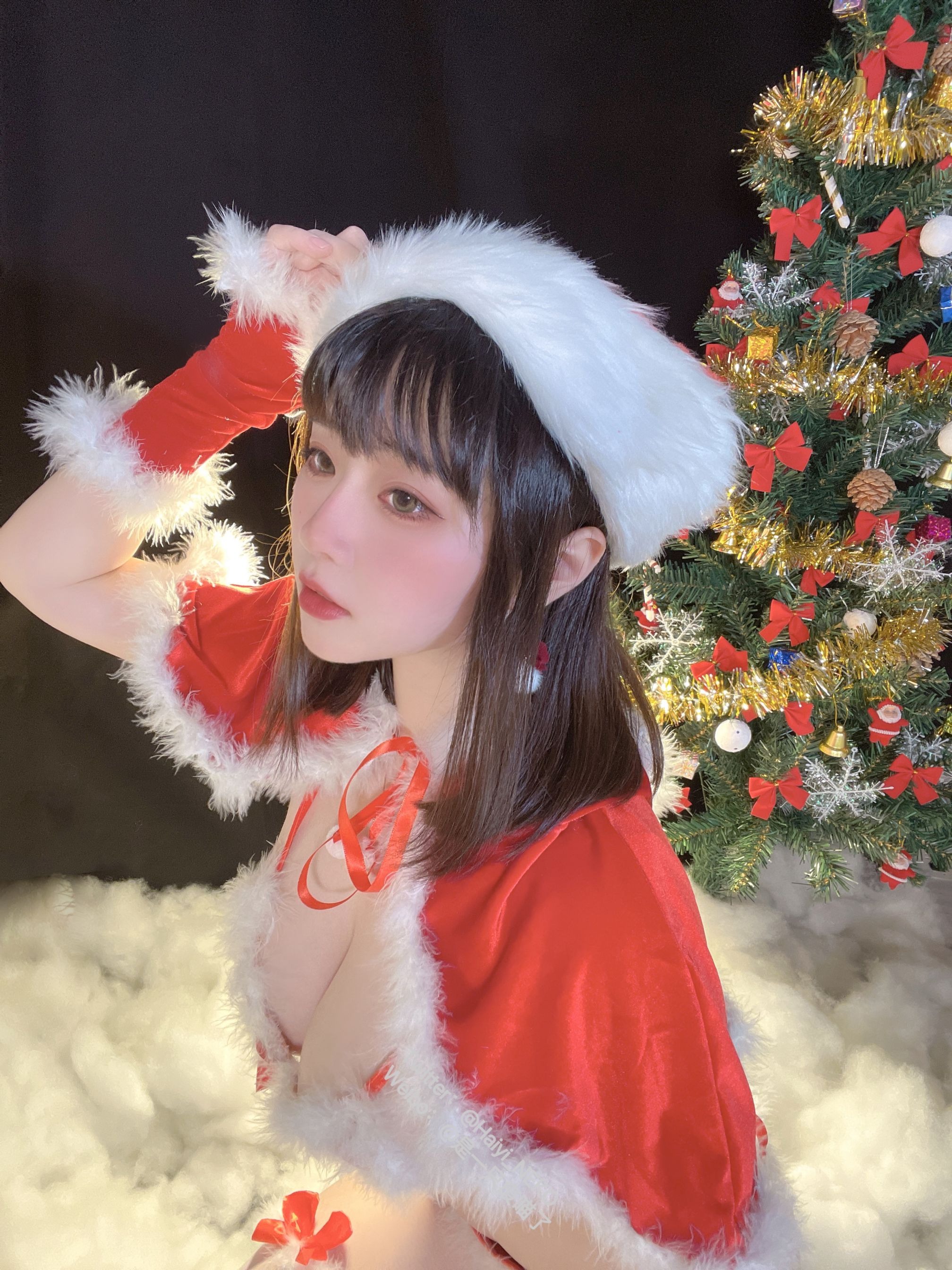 一只废喵 圣诞比基尼+连衣裙 [72P3V-620MB] 18