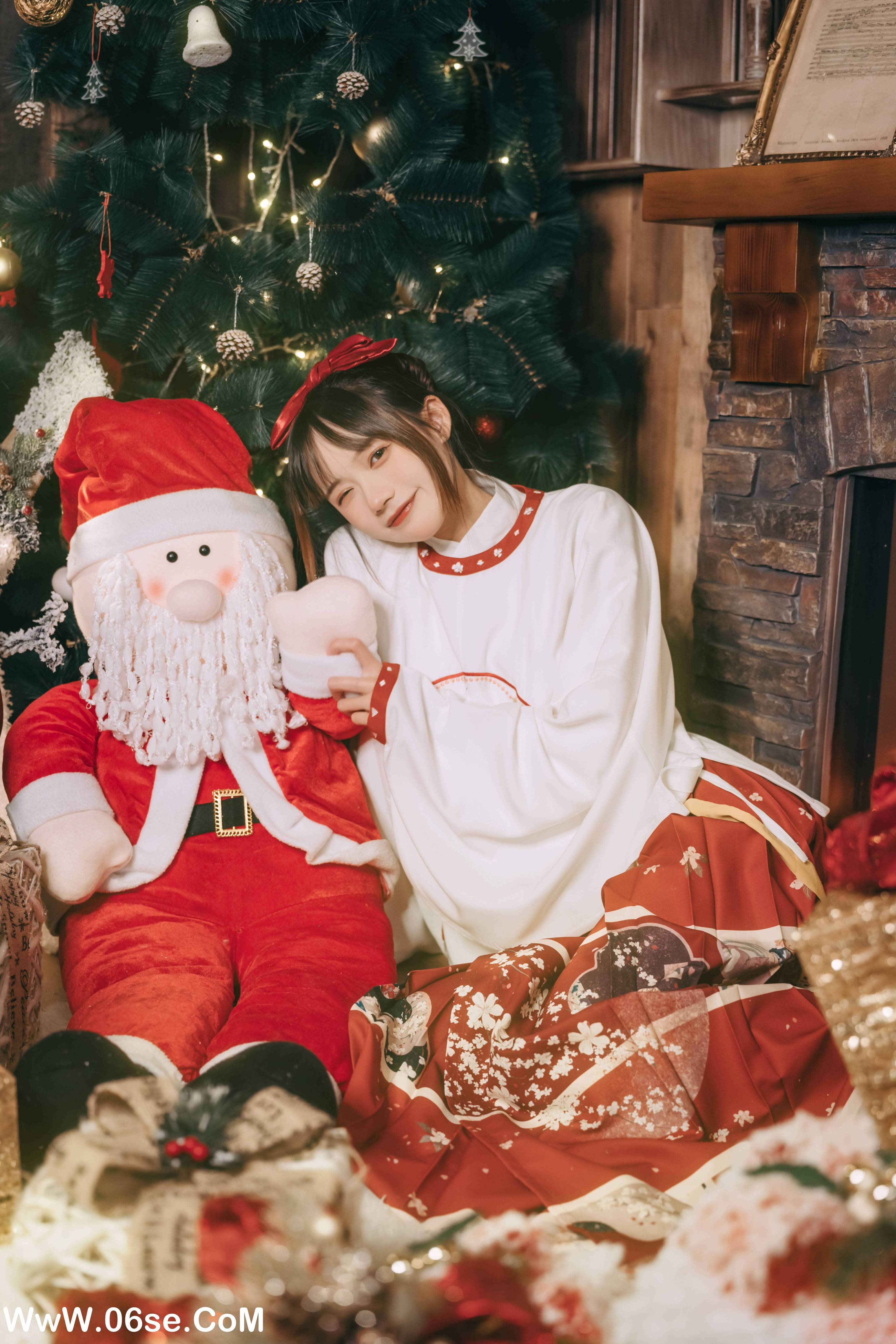 图片[22]-[YITUYU艺图语]2022.12.27 汉洋折衷的圣诞 兔子Zzz不吃胡萝卜[28+1P／194MB]-六色网