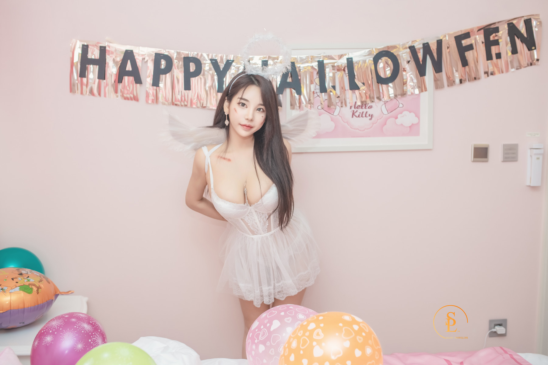 Zzyuri 쮸리, [SAINT Photolife] Pink Halloween 37