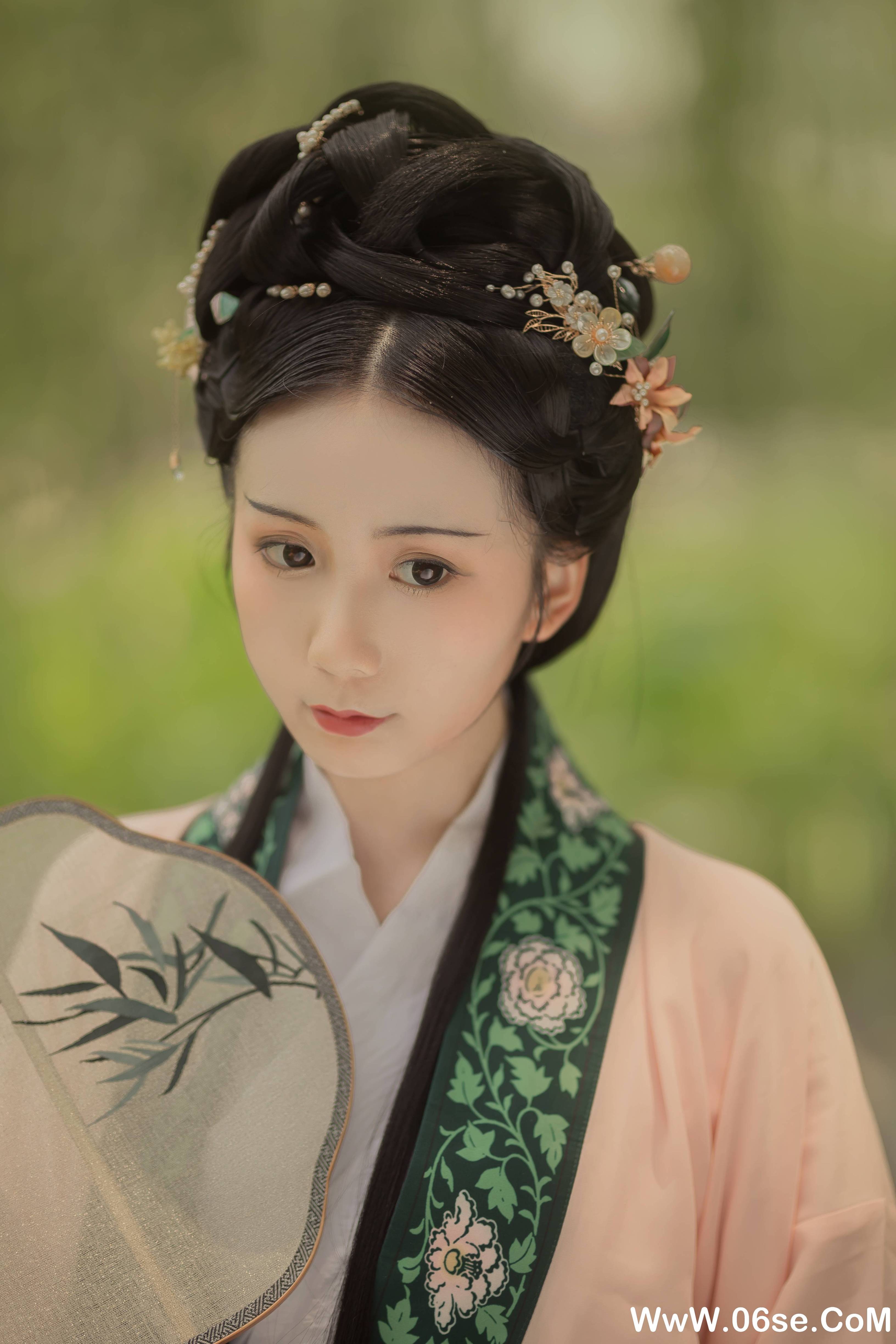 图片[11]-[YITUYU艺图语]2021.12.23 荷叶罗裙 绿绿子[20+1P／106MB]-六色网