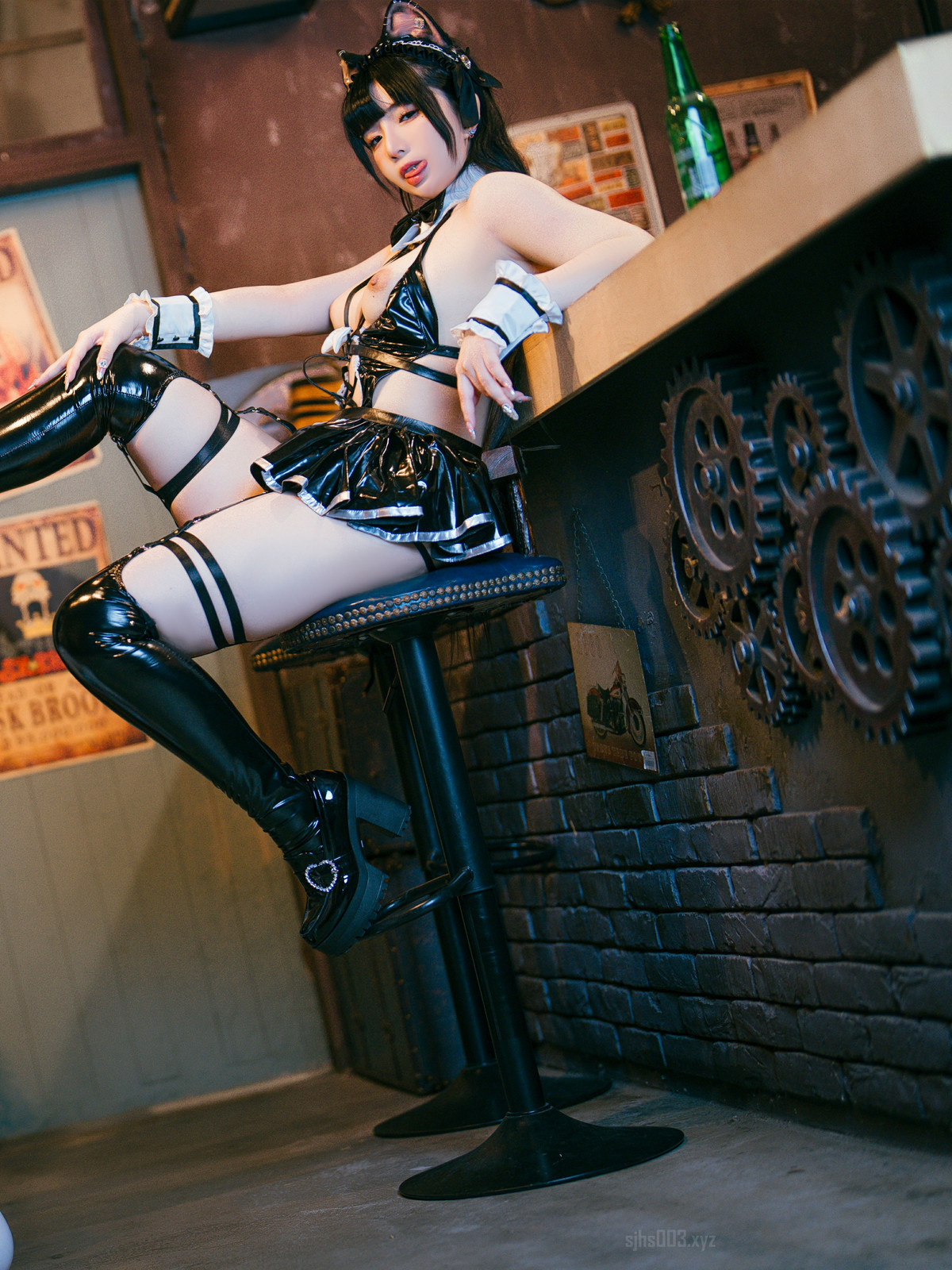 Cosplay 落落Raku Succubus Bar 37