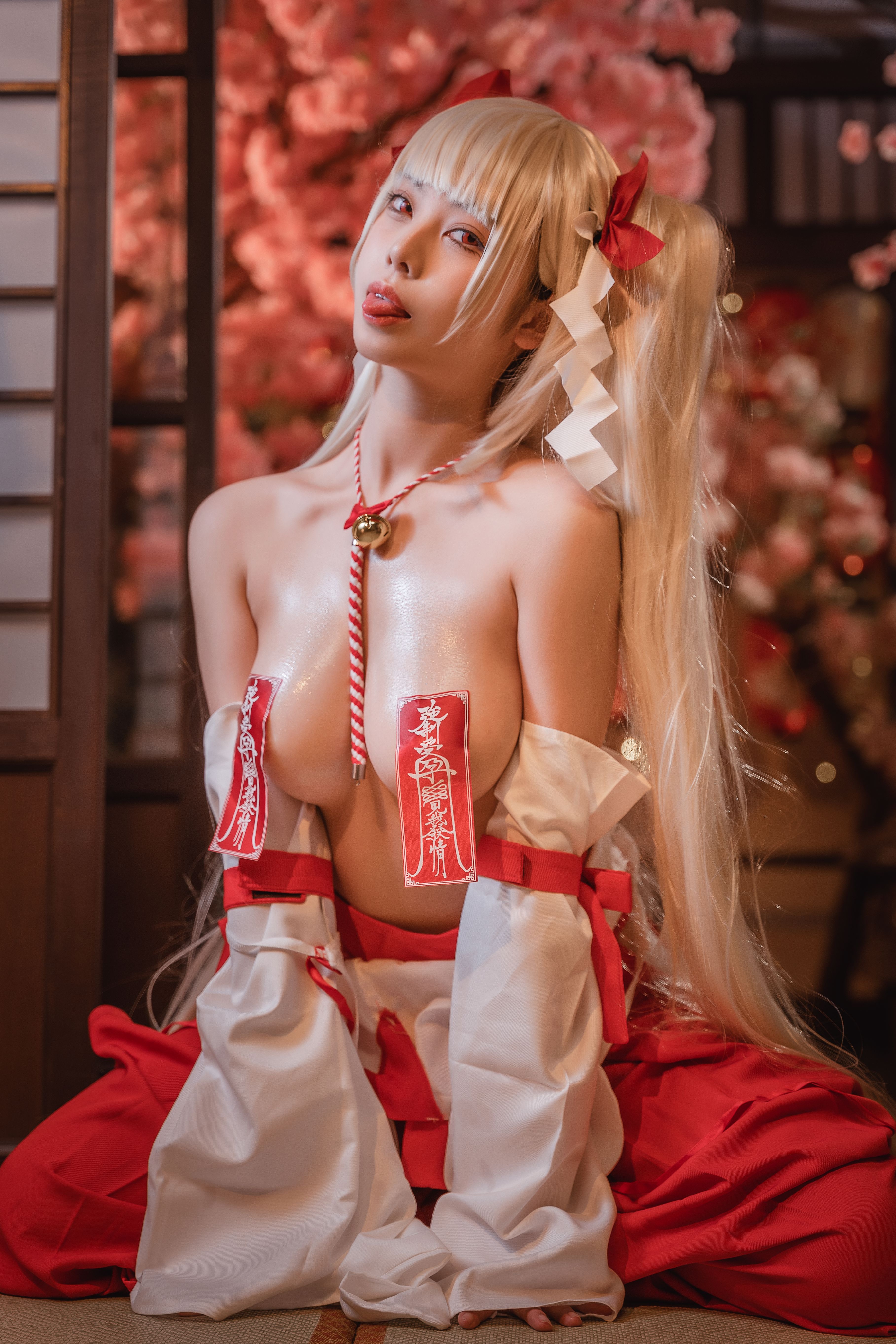 蜜汁猫裘 - 可畏巫女 50P 4V 2.28GB 20