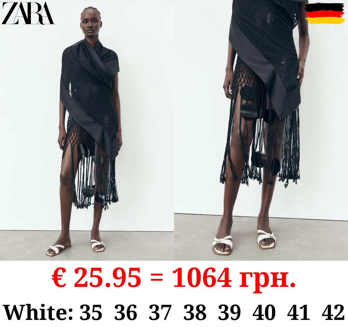 FLAT STRAPPY SLIDER SANDALS