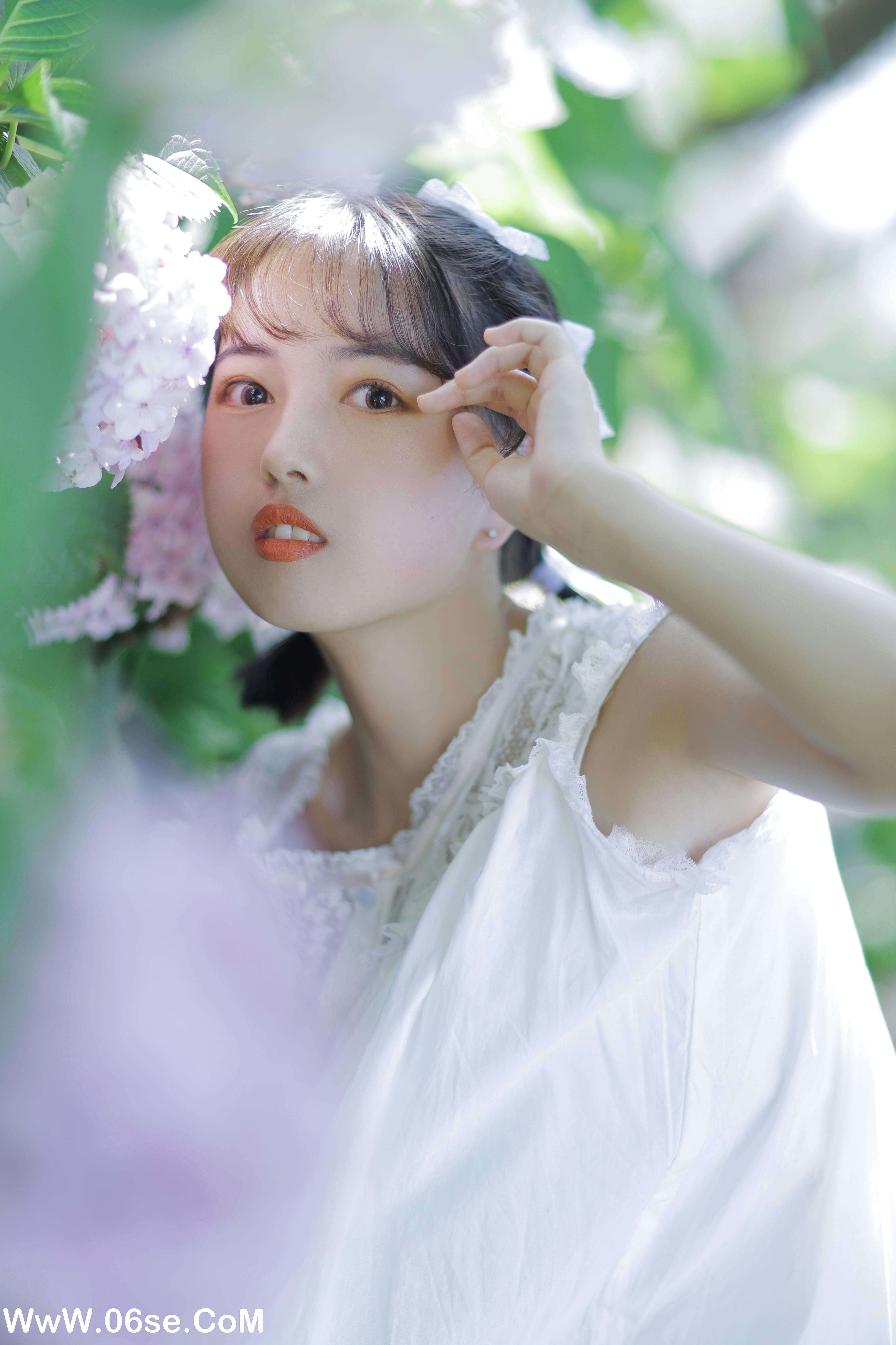 图片[6]-[YITUYU艺图语]2022.05.25 花儿与少女 欣雨[24P-204.16MB]-六色网