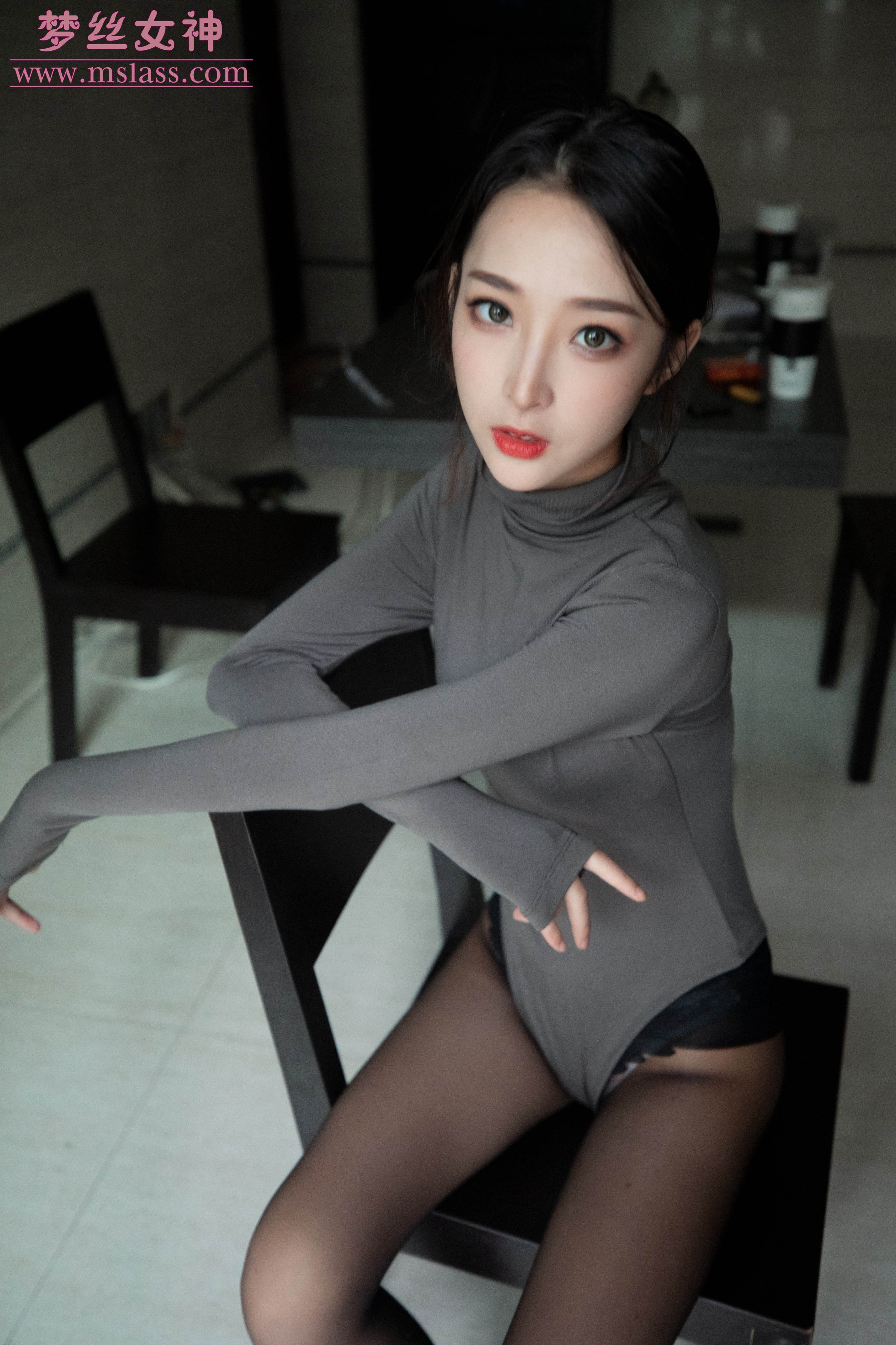 [MSLASS]梦丝女神 -  美女主播乔儿 60P 5