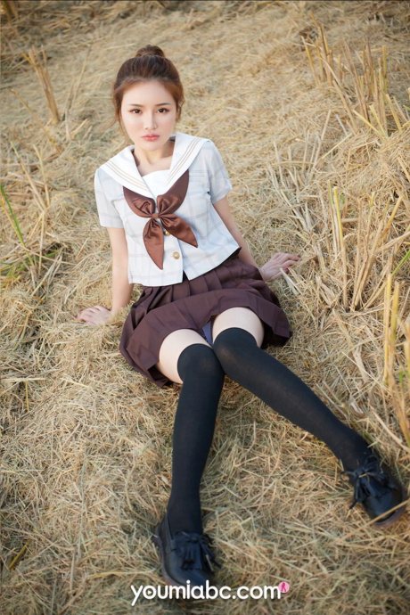 [Image: 267a0139185adef34f5a5.jpg]