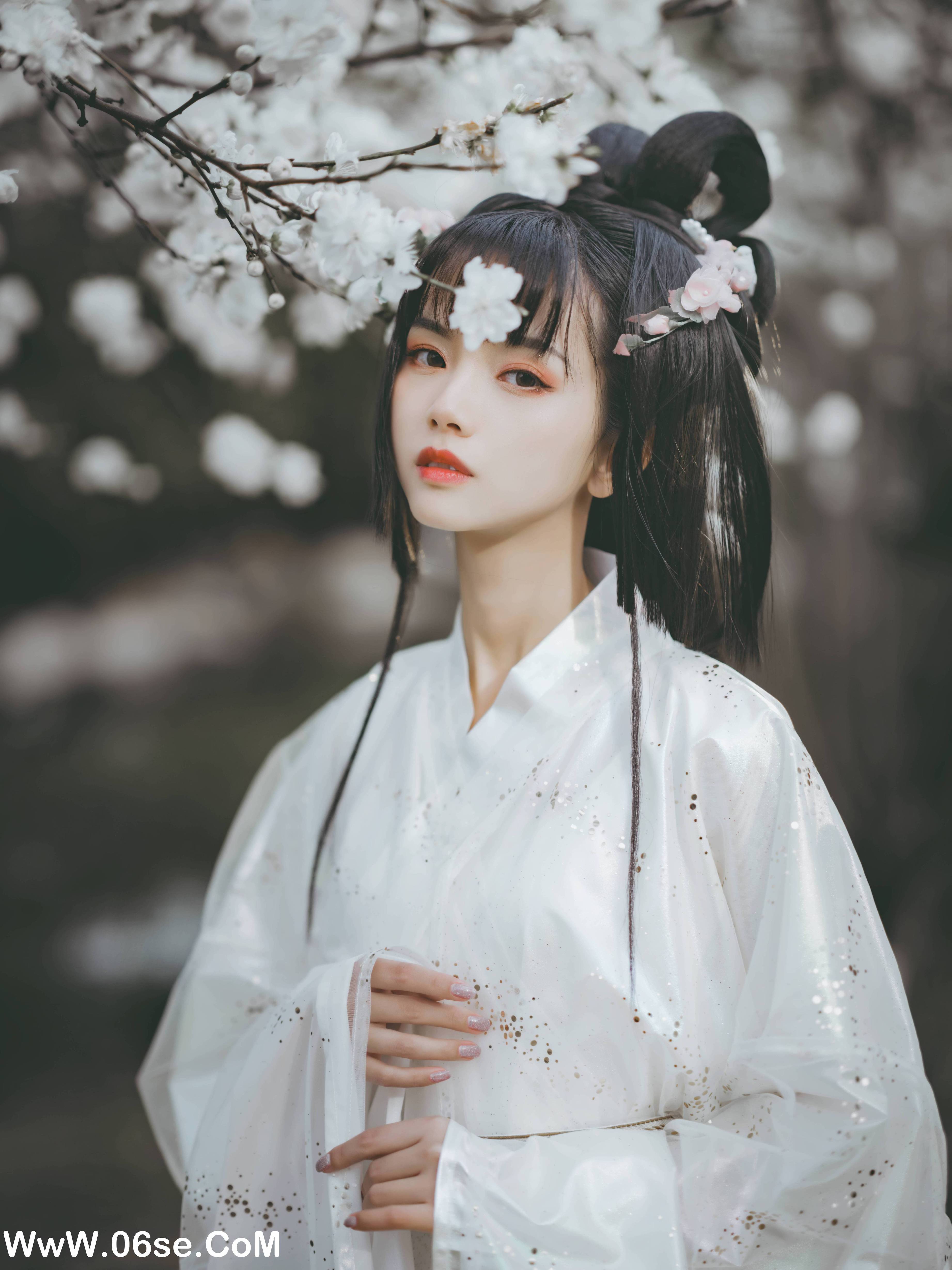 图片[23]-[YITUYU艺图语]2022.06.17 广寒宫 猫梓子[23P-748.67MB]-六色网